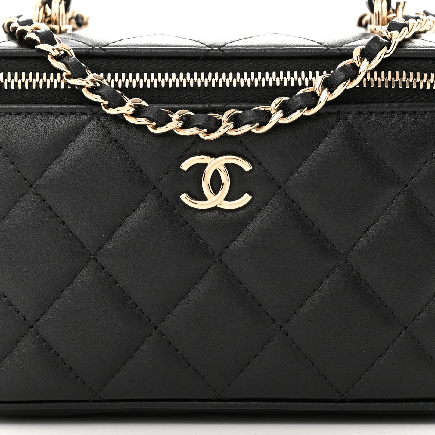 Lambskin Quilted Small Top Handle Vanity Case With Chain Black
