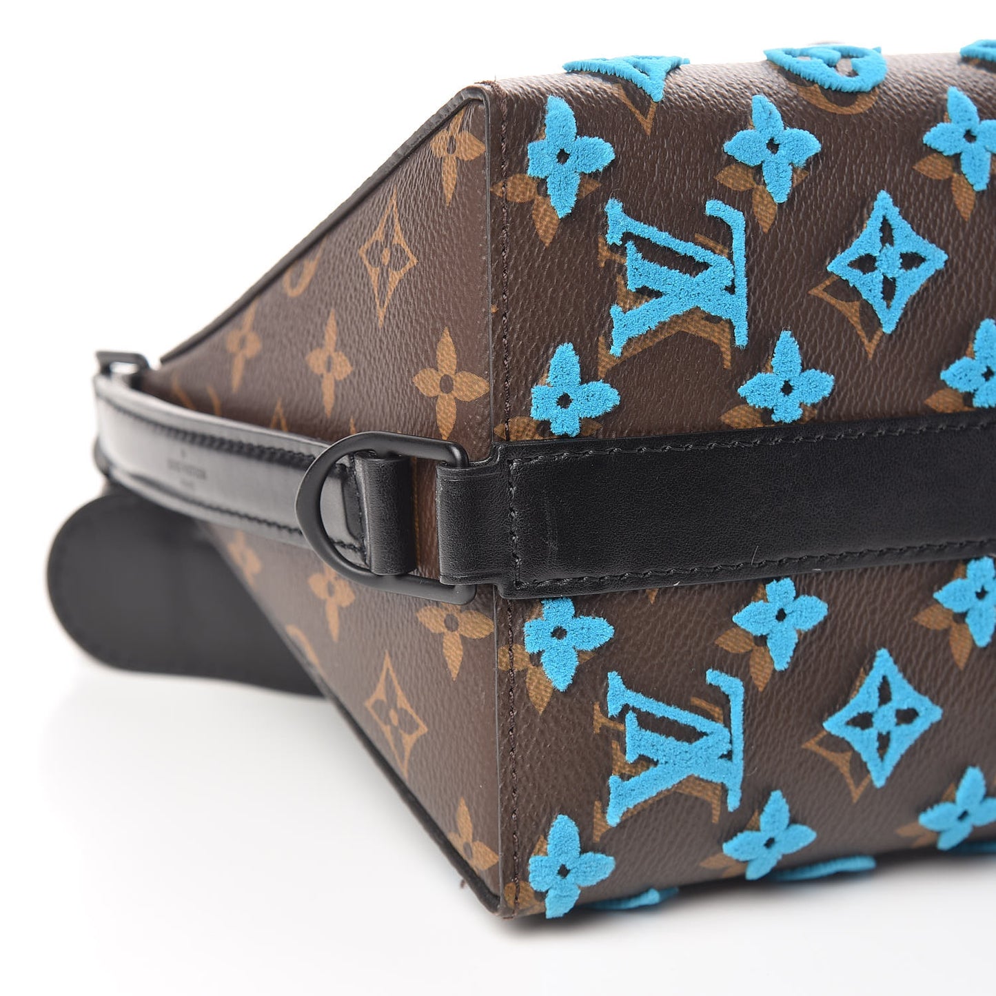 Monogram Tuffetage Triangle Messenger Turquoise