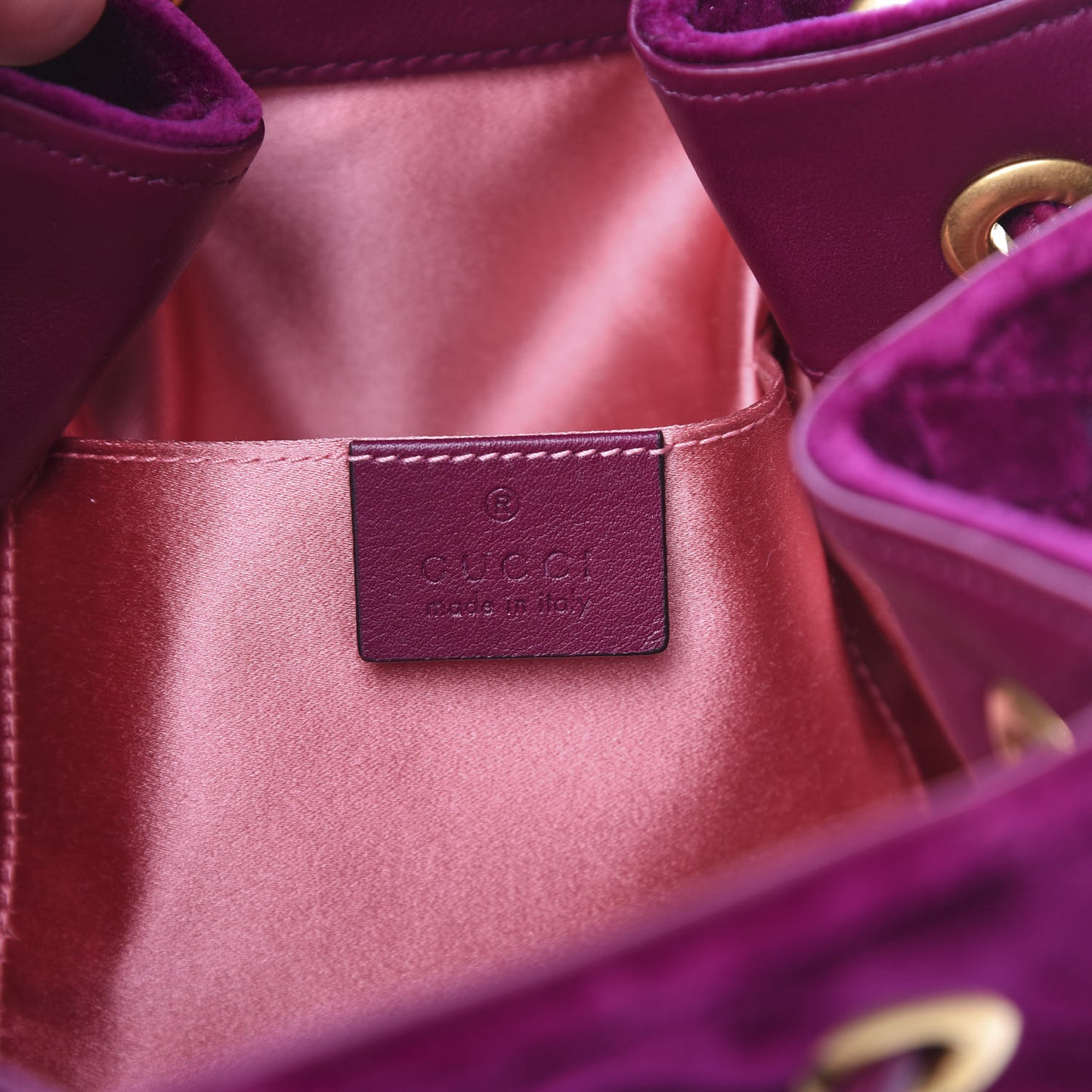 Velvet Matelasse GG Marmont Bucket Bag Fuchsia Violet Cyclamen