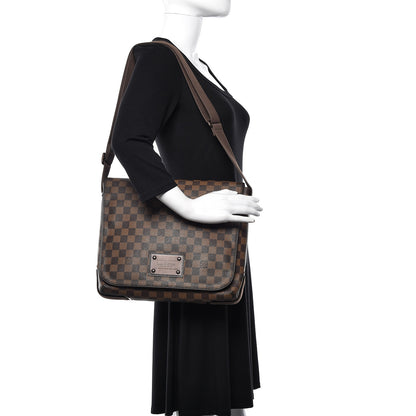 Louis Vuitton Damier Ebene Brooklyn MM 2 of 9