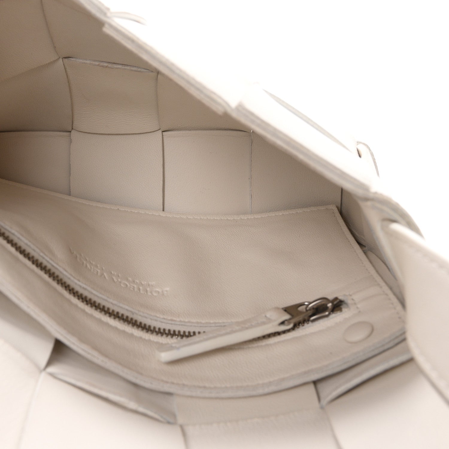 Bottega Veneta Lambskin Maxi Intrecciato Cassette Crossbody Bag White 5 of 10