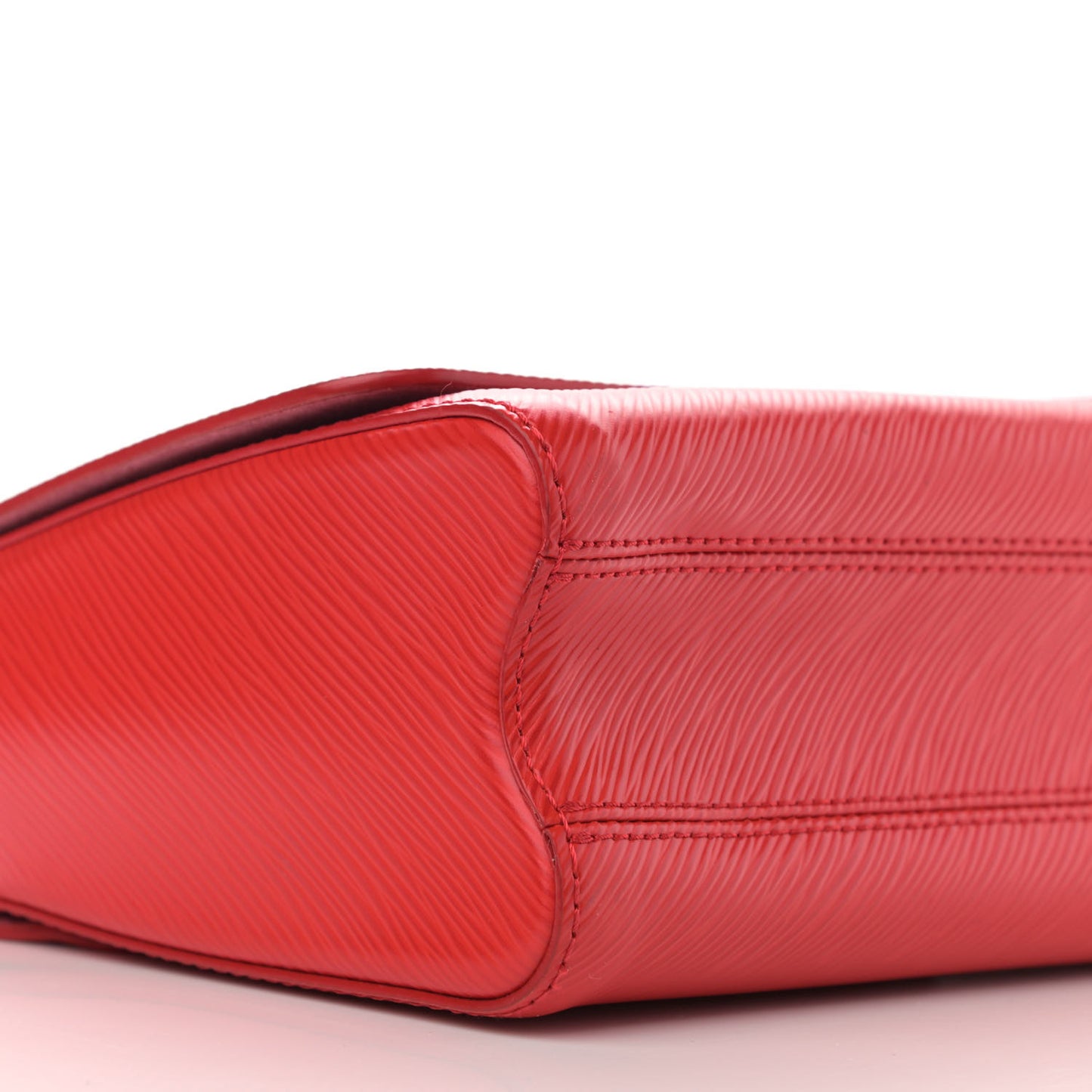 Epi Twist Shoulder Bag MM Coquelicot