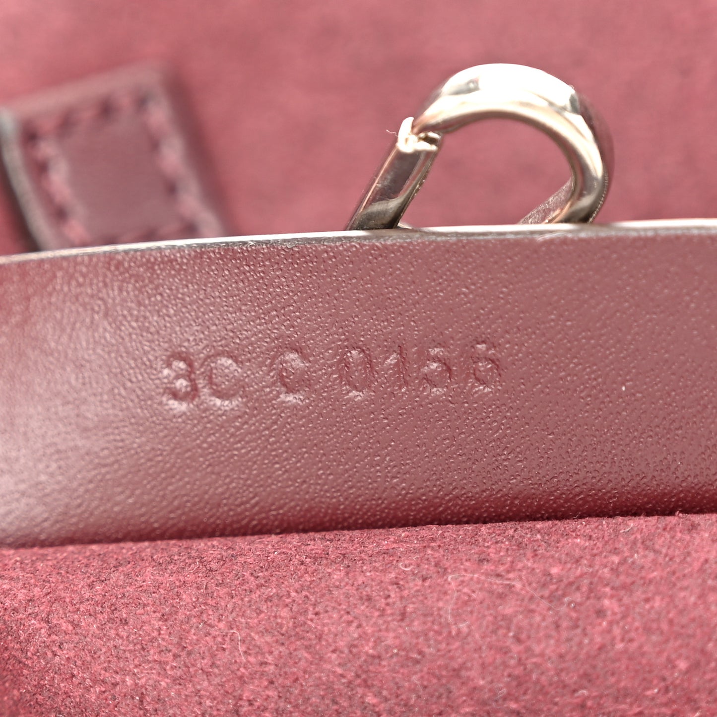 Calfskin Medium Whipstitch Antigona Tote Oxblood