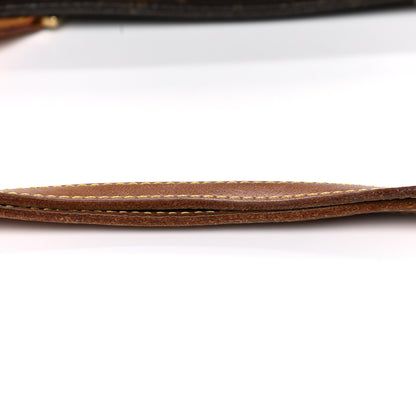 Louis Vuitton Monogram Luco 21 of 24