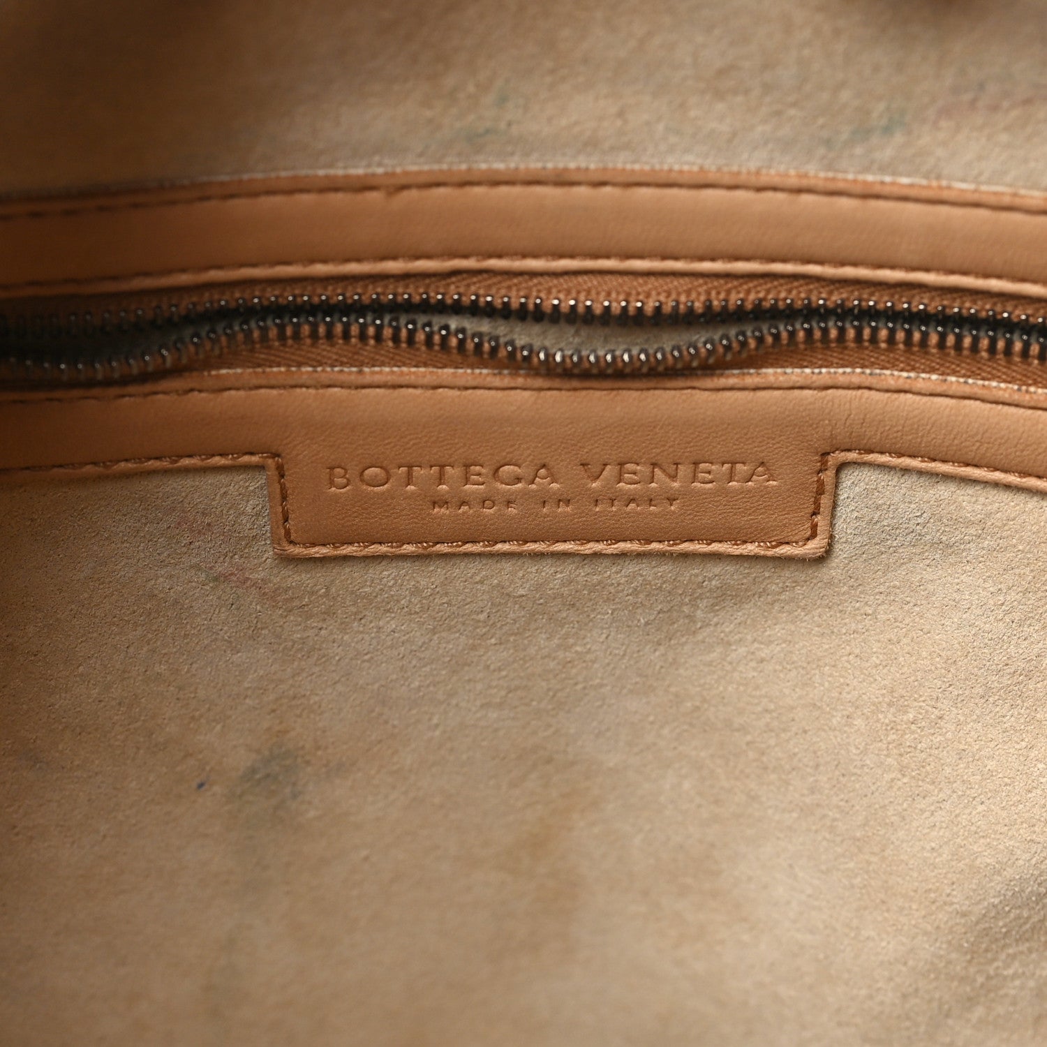 Bottega Veneta BOTTEGA VENETA Nappa Intrecciato Embossed Medium Veneta Hobo Camel 6 of 12