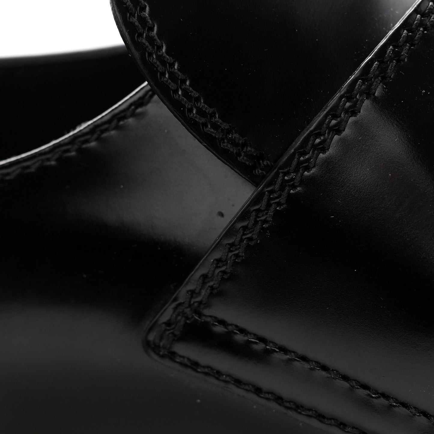 Spazzolato Metal Triangle Logo 50mm Loafers 39.5 Black