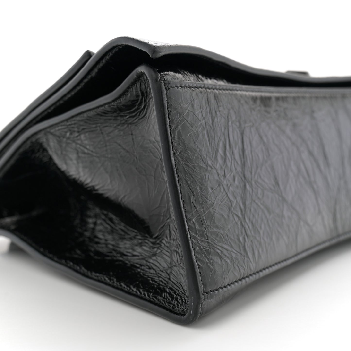 Crushed Calfskin Monochrome Medium Crush Chain Bag Black