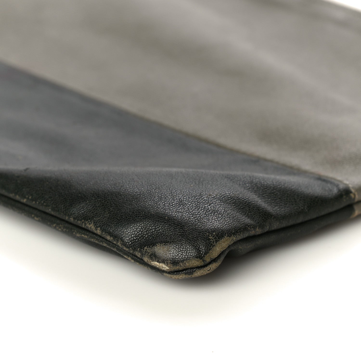 Celine Smooth Lambskin Bi-Color Solo Clutch Pouch Army Green 8 of 32