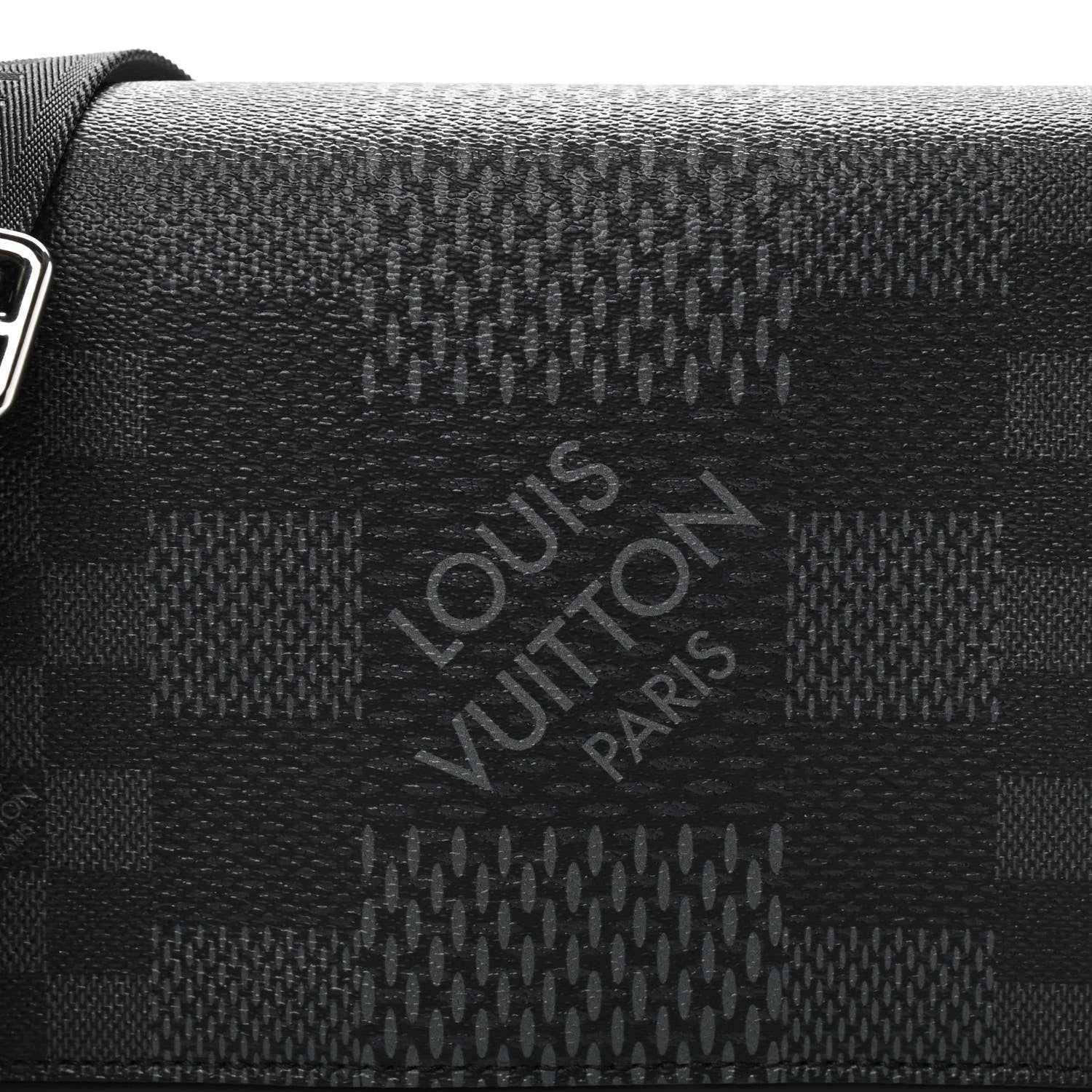 Louis Vuitton Damier Graphite 3D Studio Messenger 7 of 13