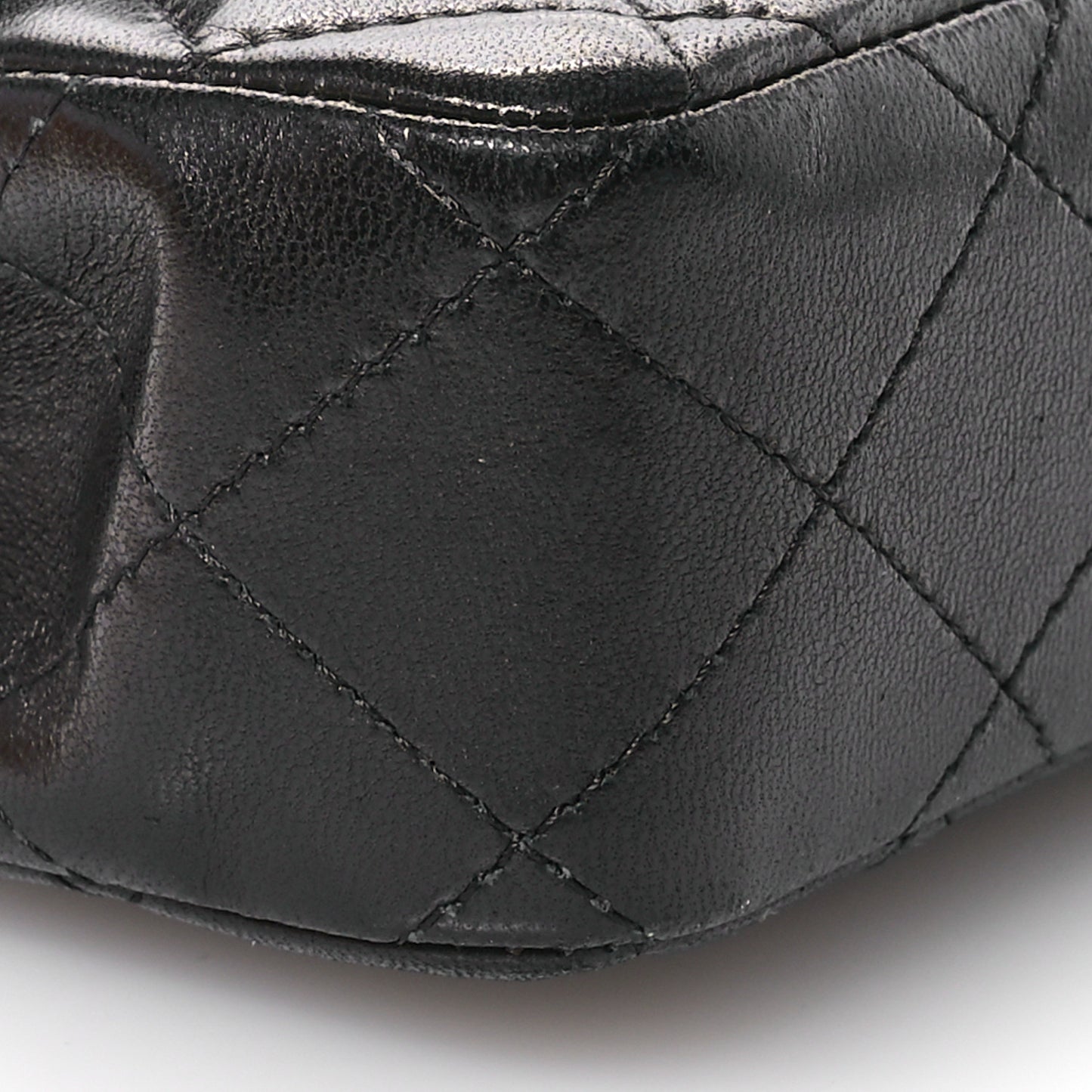 Lambskin Quilted East West Flap Black