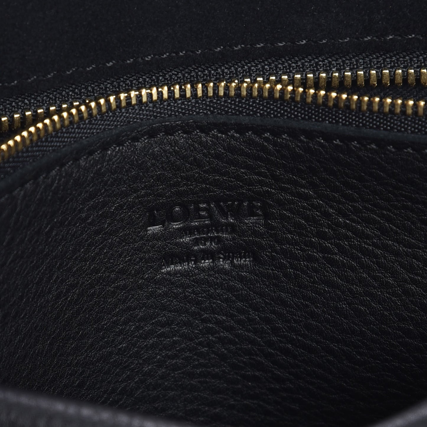 Suede Calfskin Amazona Black