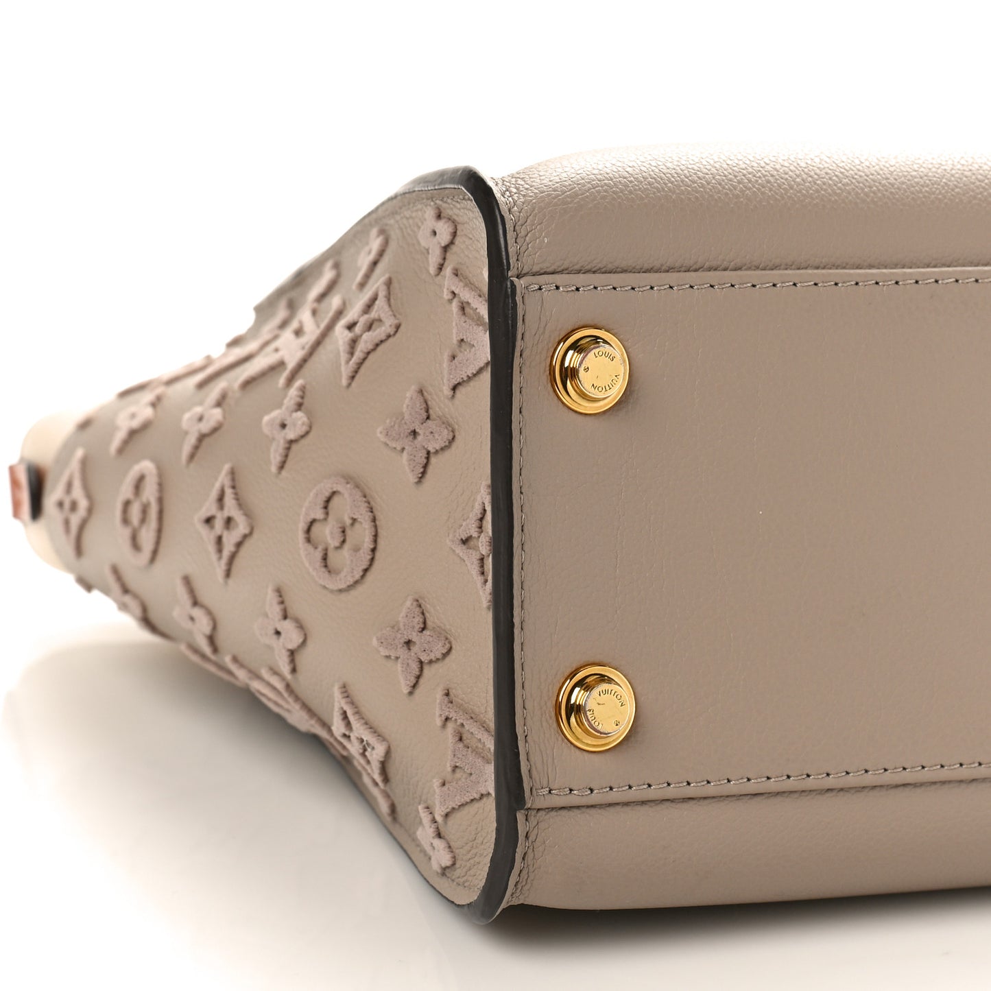 Calfskin Monogram Tufting On My Side Galet