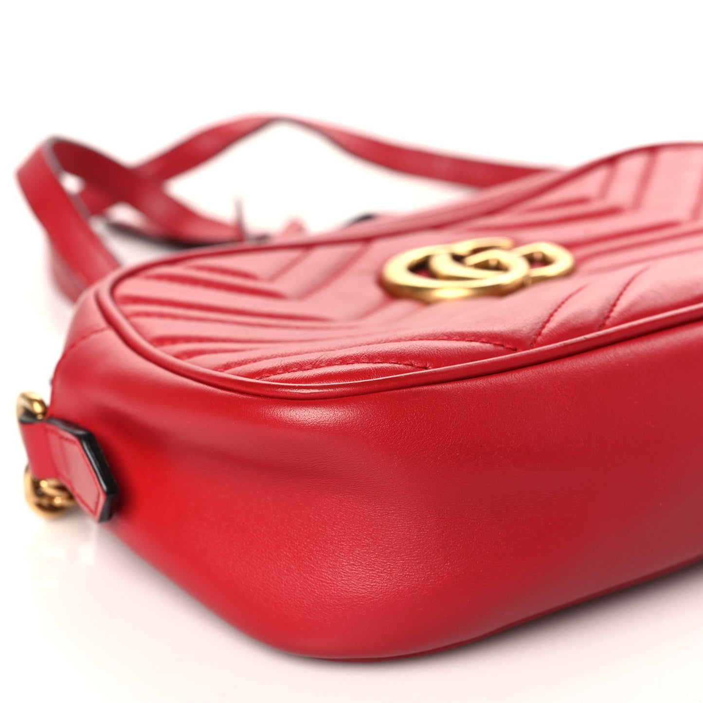 Calfskin Matelasse Small GG Marmont Chain Shoulder Bag Hibiscus Red