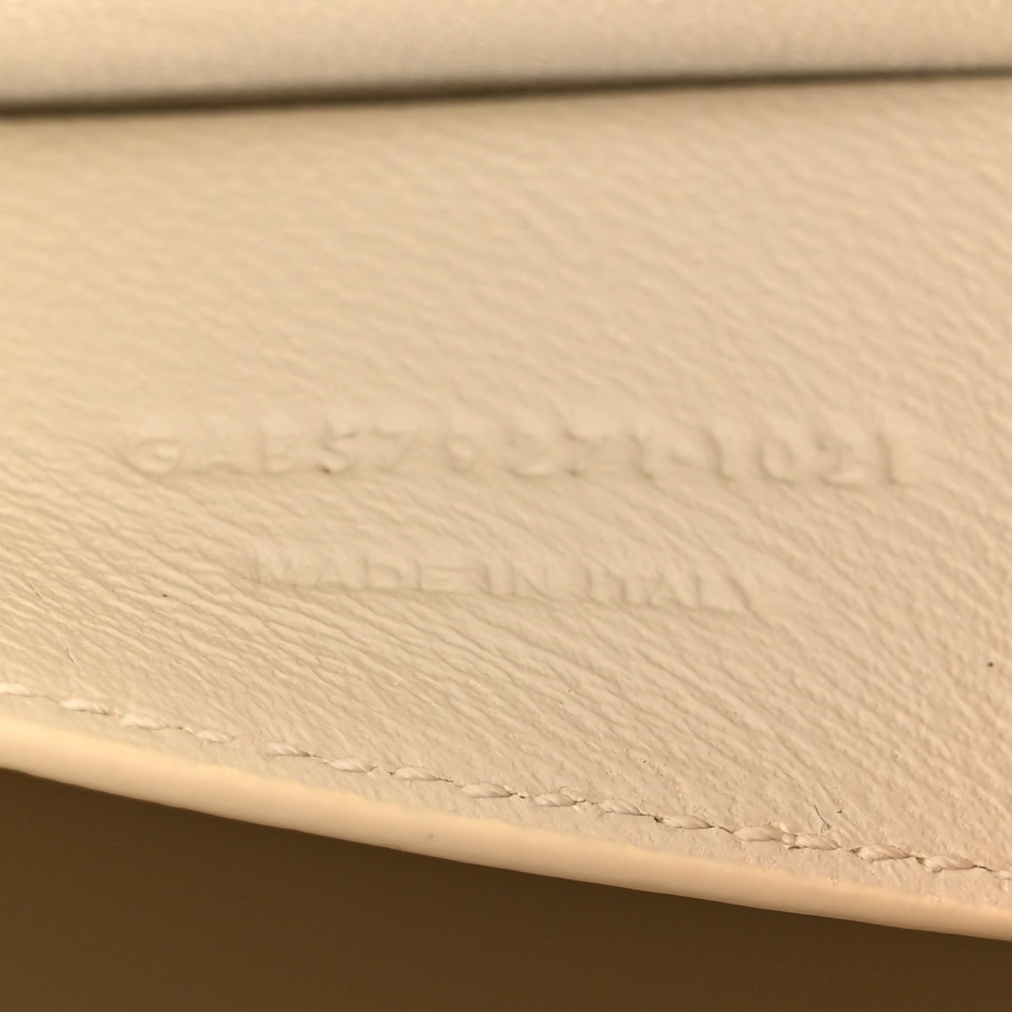 Smooth Calfskin Manhattan Shoulder Bag Crema Soft