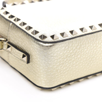 Valentino Garavani Metallic Pebbled Calfskin Rockstud Camera Crossbody Bag Platino 8 of 9