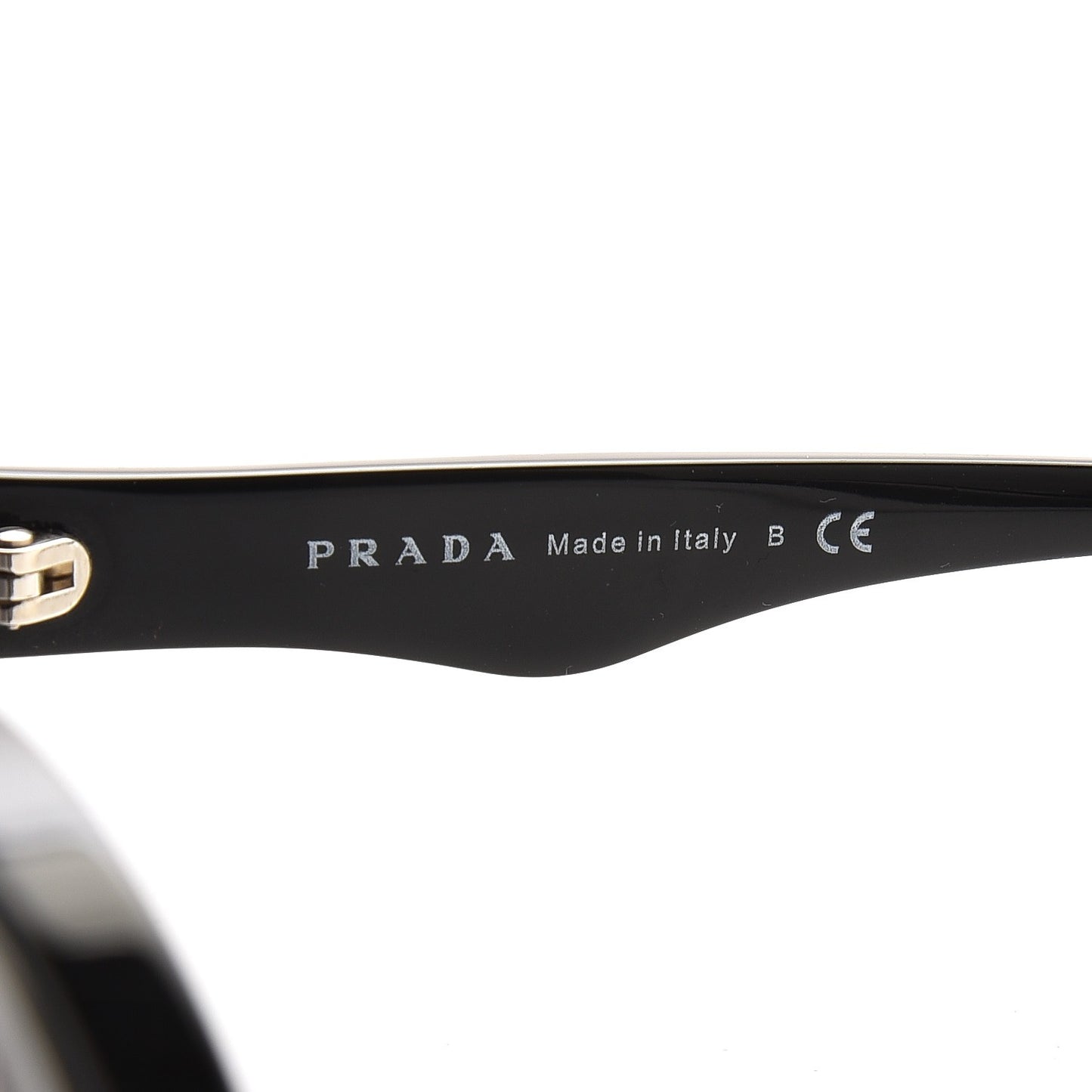 Baroque Cat Eye Sunglasses SPR 28N Black