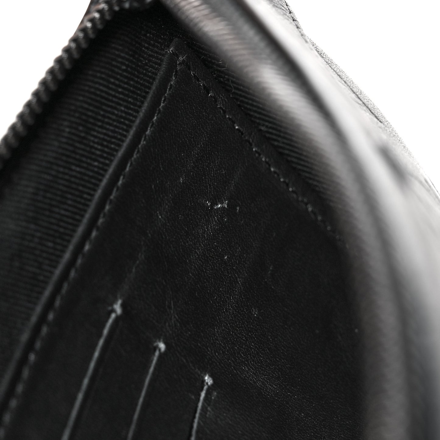 Calfskin Monogram Shadow Discovery Pochette PM Black