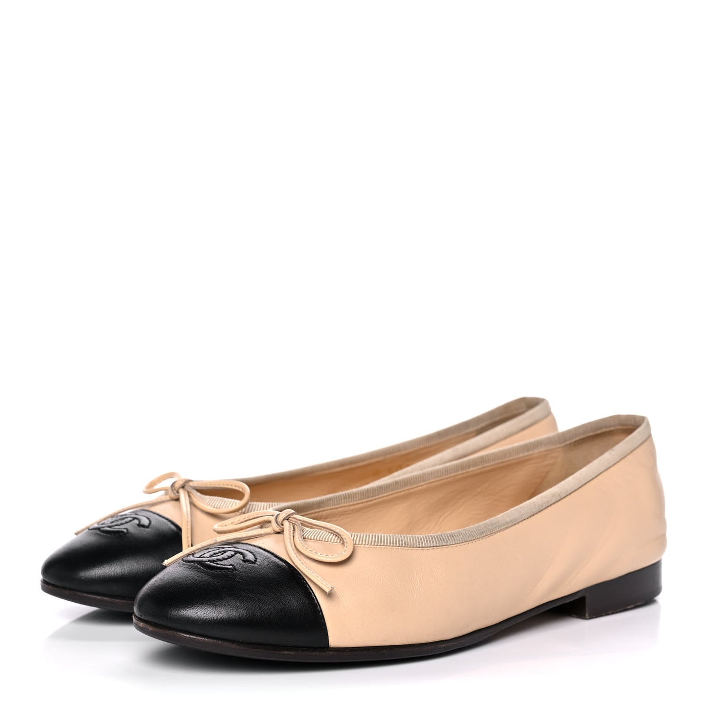Lambskin Cap Toe Ballerina Flats 38 Beige Black