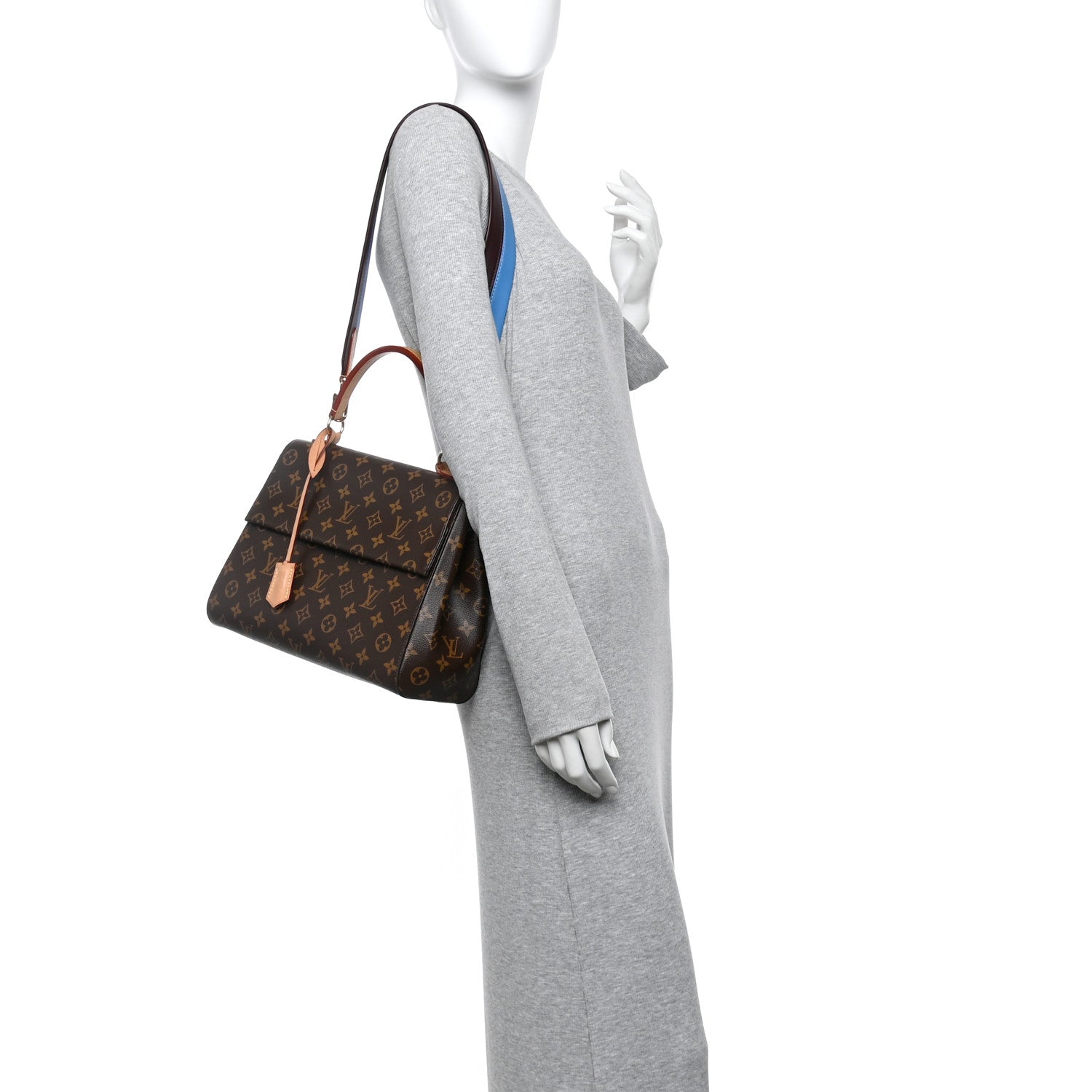 Louis Vuitton Monogram Cluny MM Blue Glacial 2 of 12