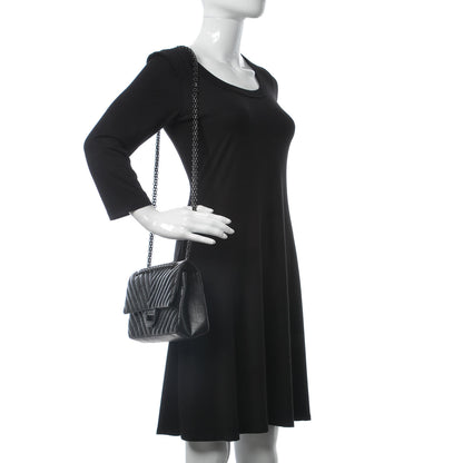 Chanel Aged Calfskin Chevron Quilted 2.55 Reissue 225 Flap So Black 3 of 11