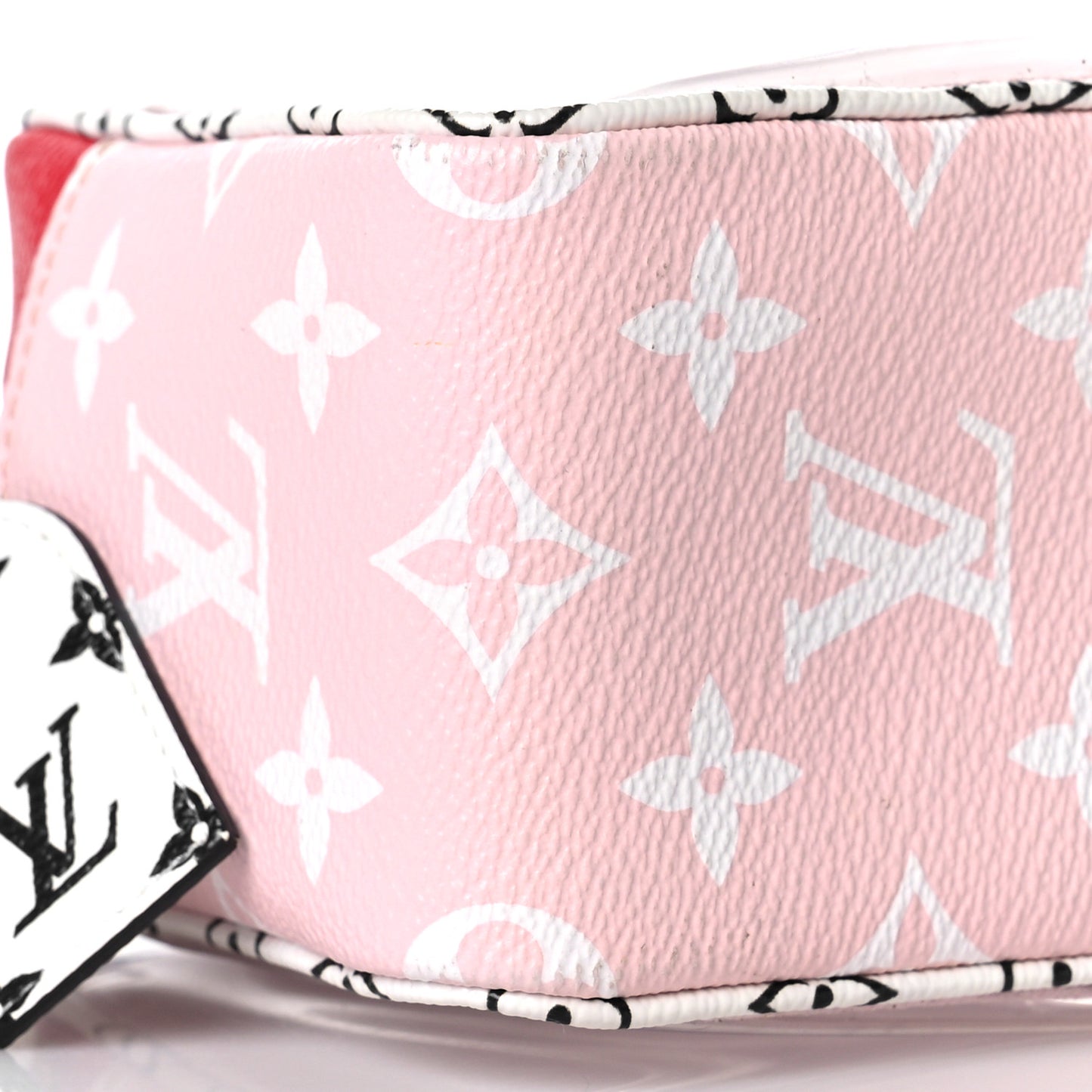 Monogram Giant Beach Pouch Rouge