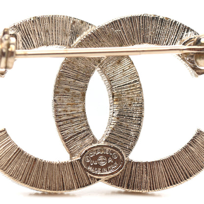 Chanel Pearl CC Brooch Light Gold 3 of 3