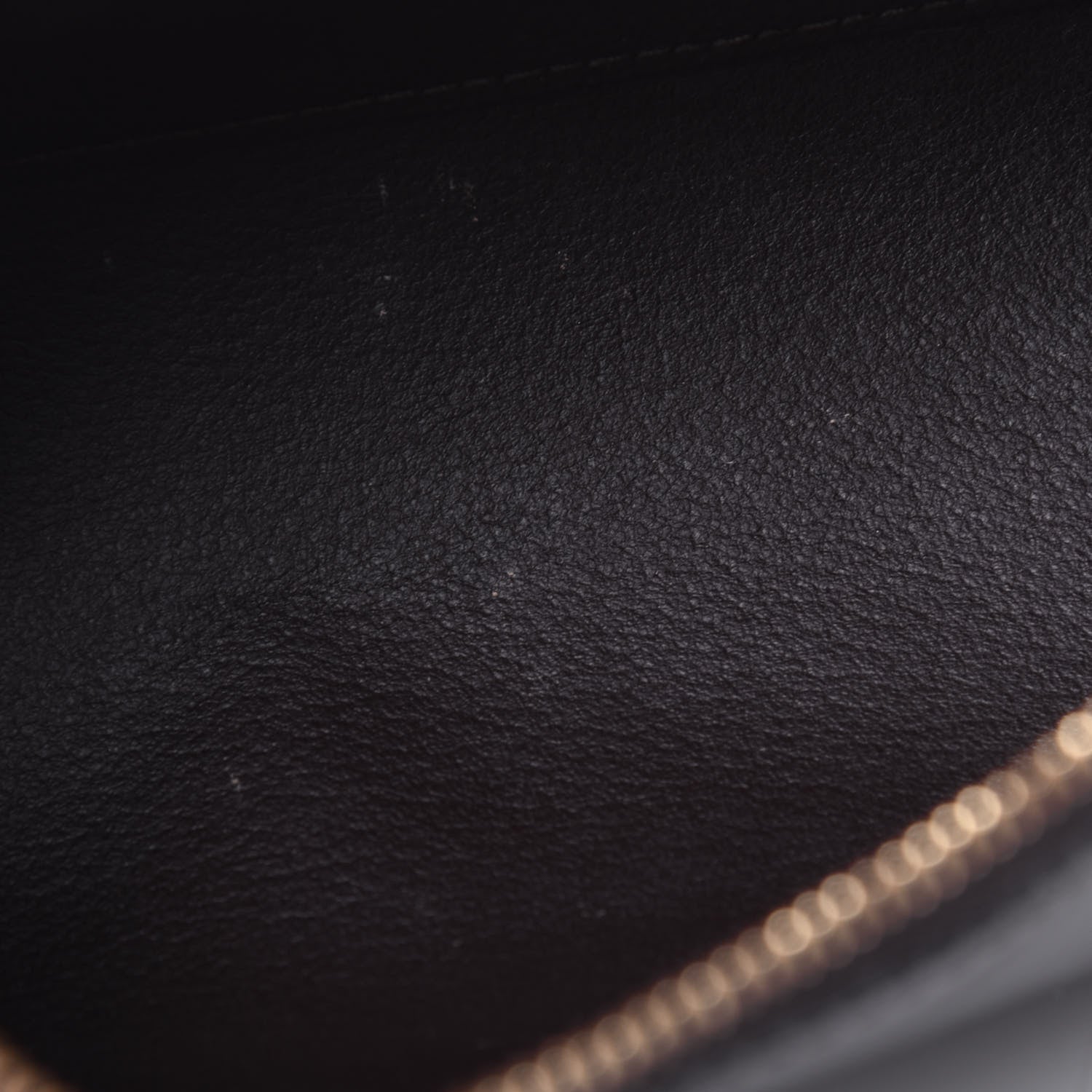 Louis Vuitton Vernis Cosmetic Pouch Amarante 9 of 16
