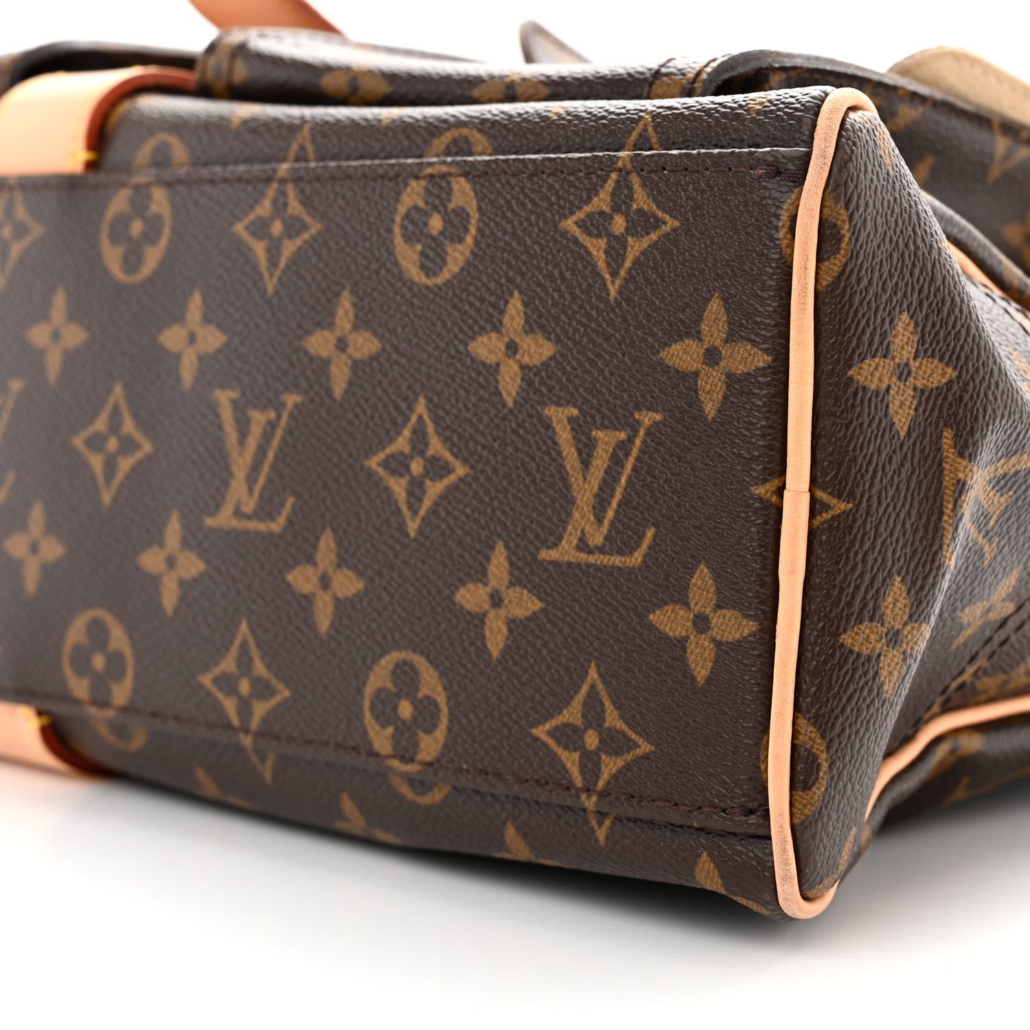 Louis Vuitton Monogram Manhattan GM 9 of 9