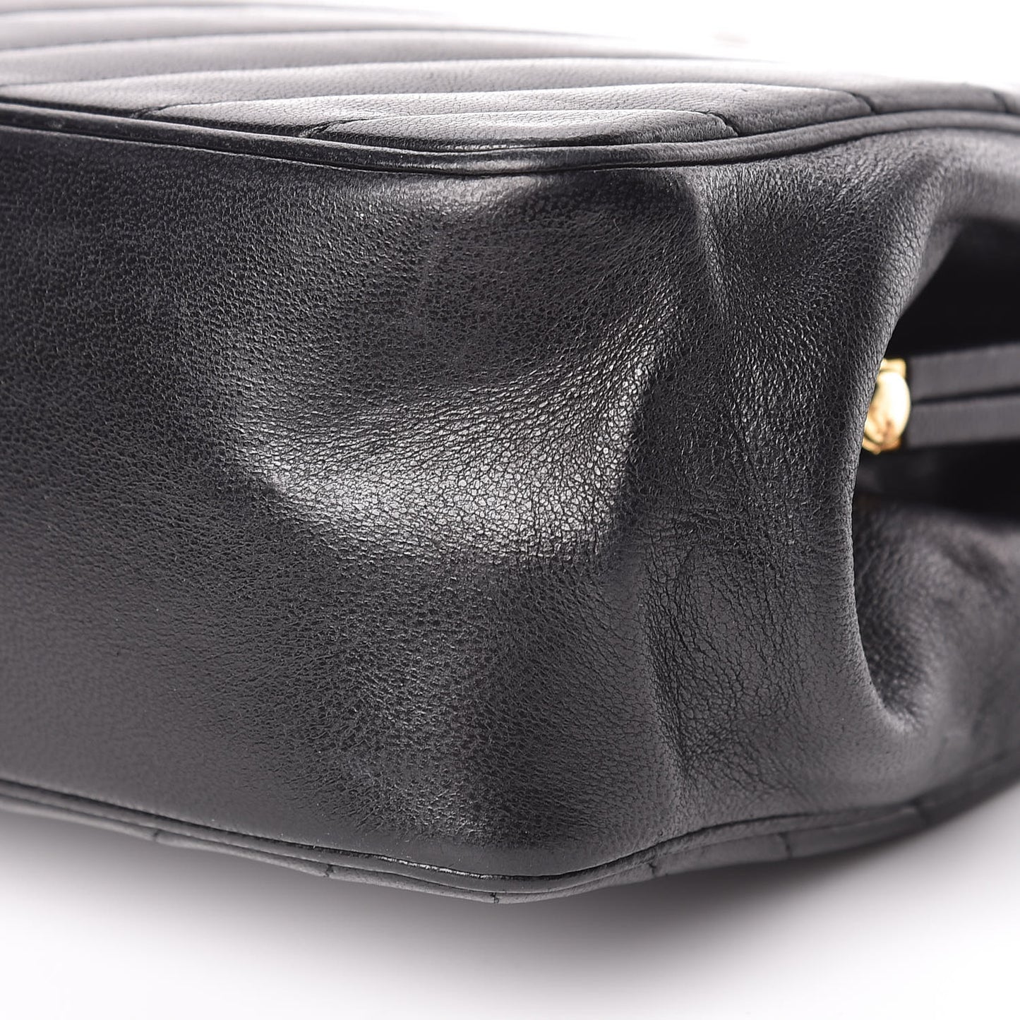 Lambskin Diagonal Quilted Kisslock Bag Black