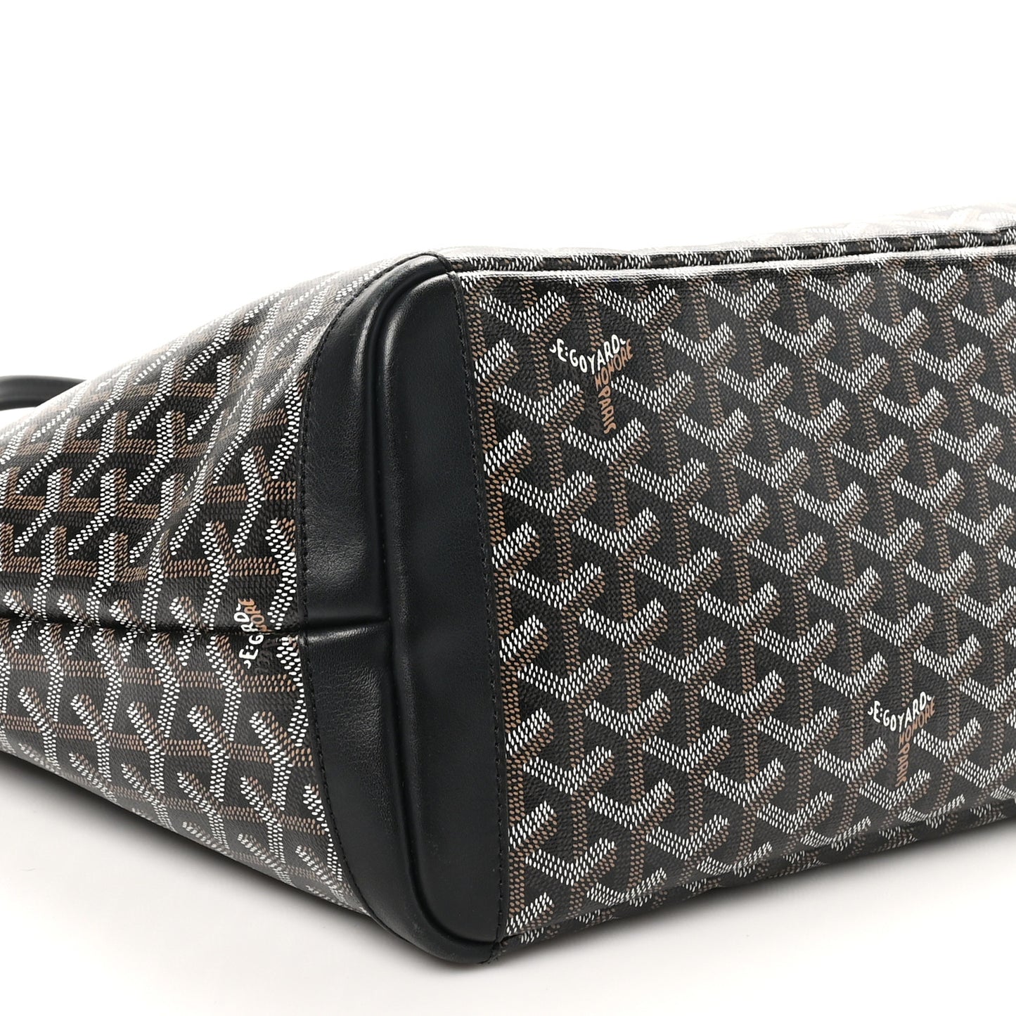 Goyardine Artois MM Black