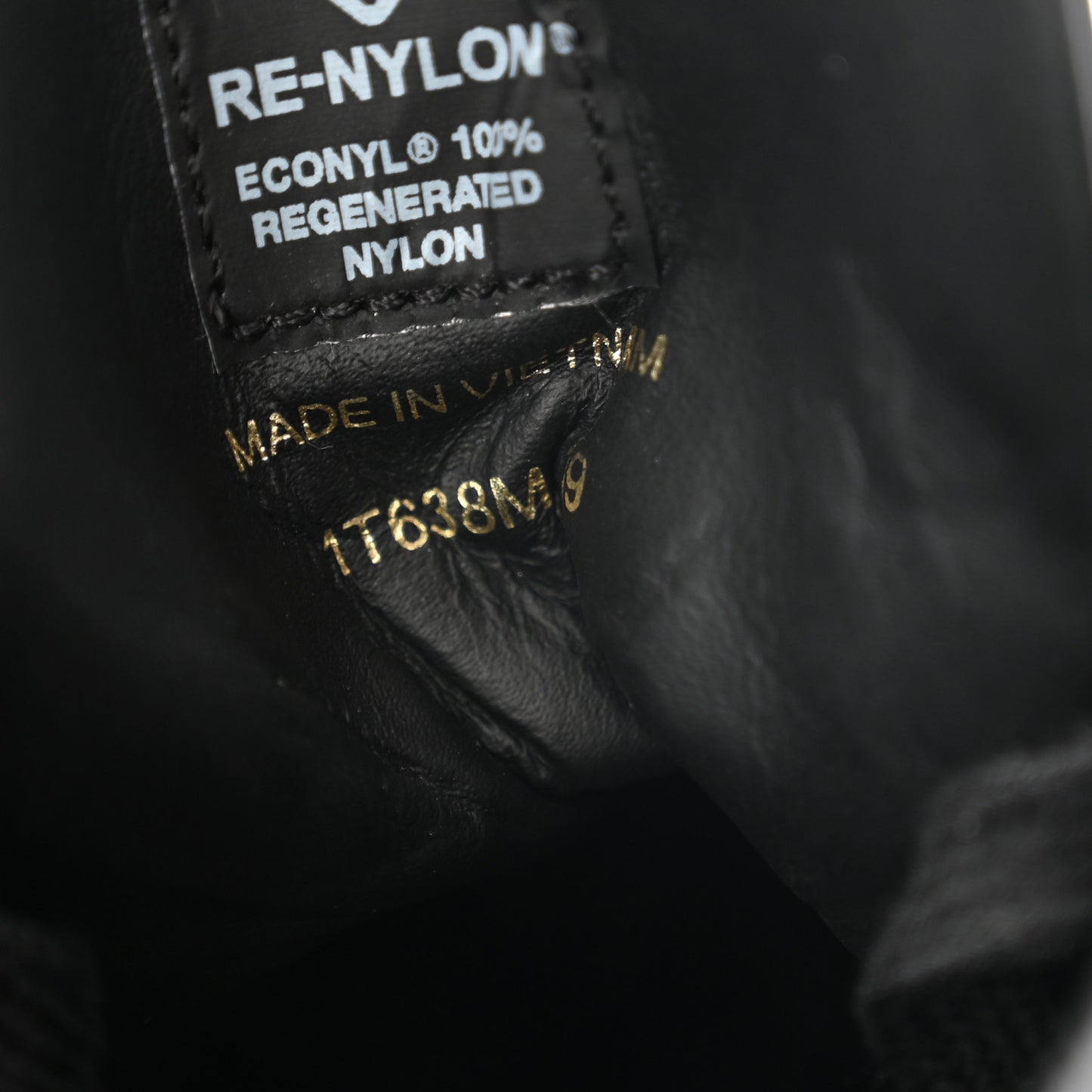 Spazzolato Rois Re-Nylon Triangle Logo Womens High Top Sneakers 39 Black