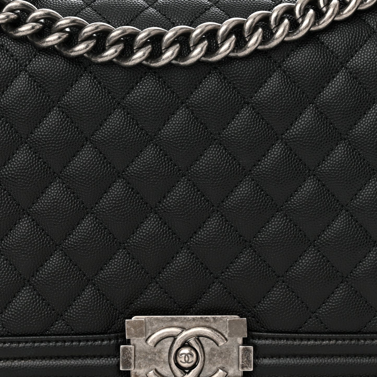 Caviar Quilted New Medium Boy Flap Black