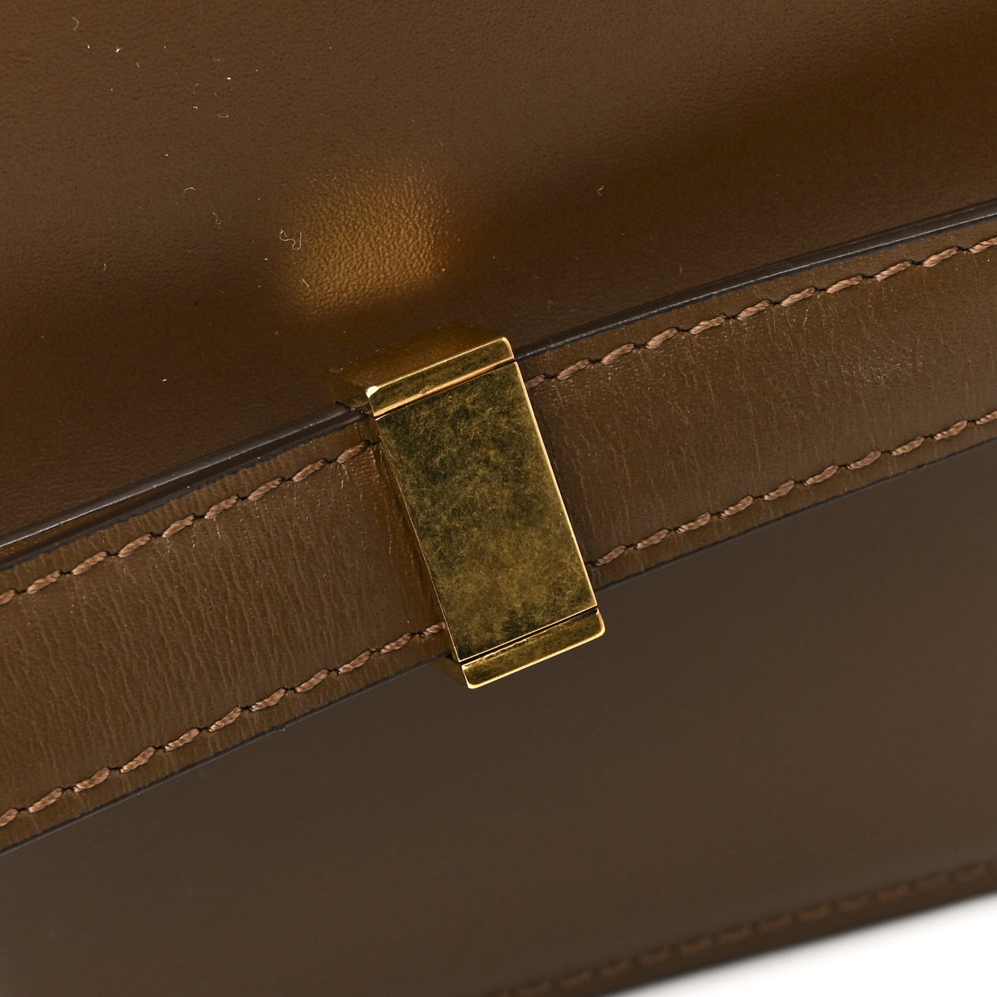 Box Calfskin Teen Classic Box Flap Bag Camel