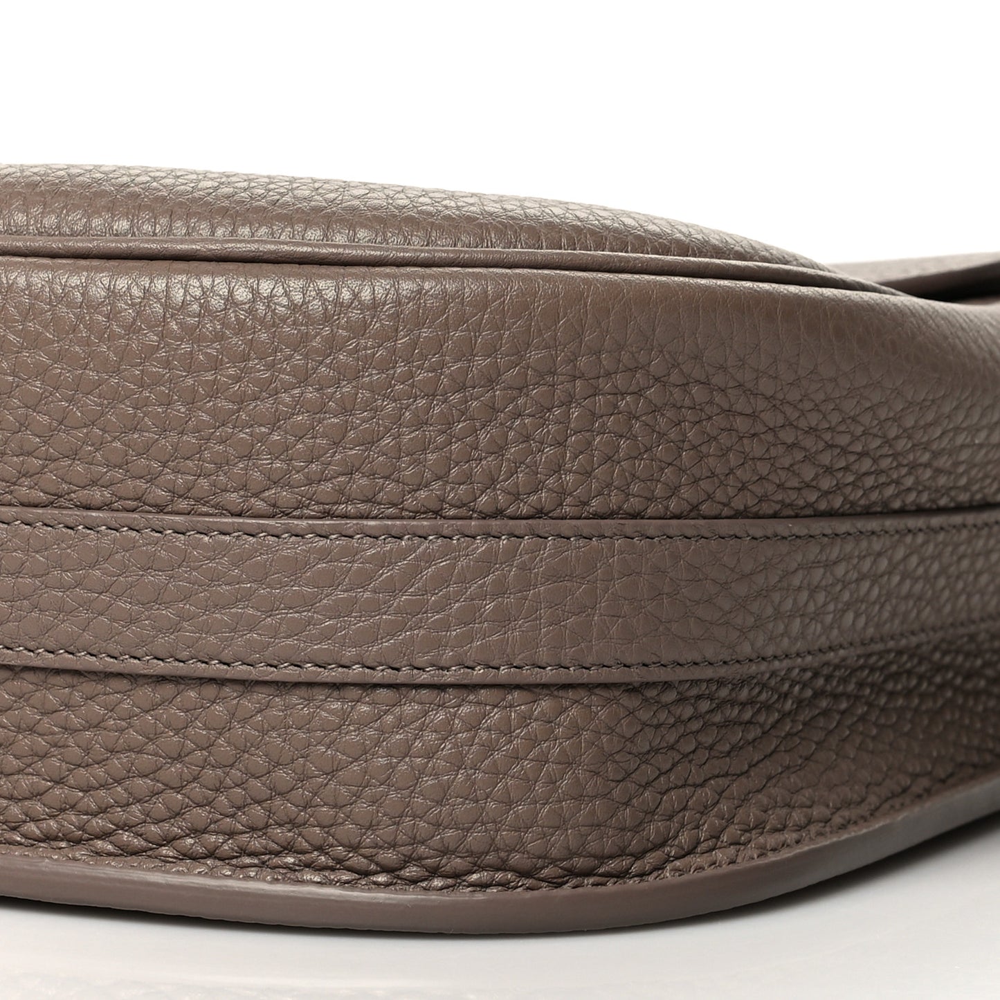Grained Calfskin Large Bobby Flap Warm Taupe