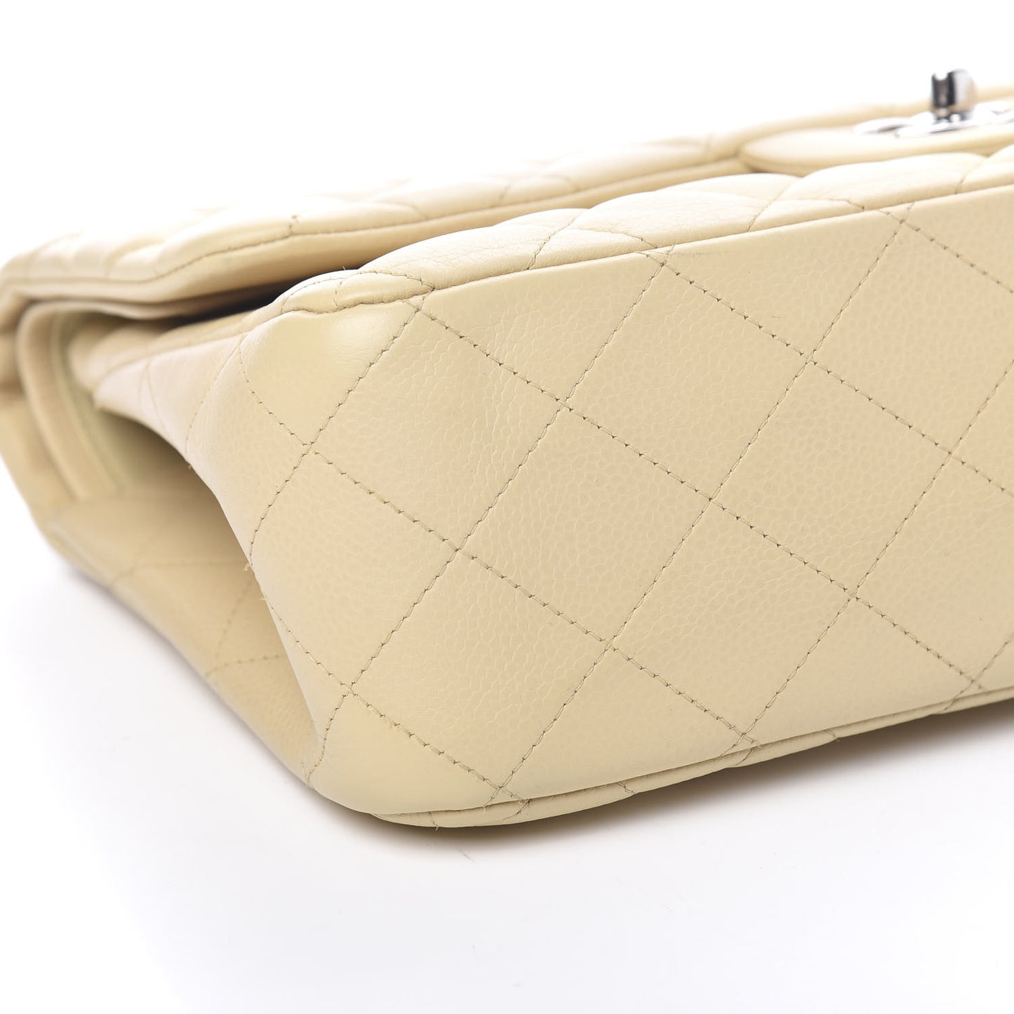 Caviar Quilted Jumbo Double Flap Beige Clair