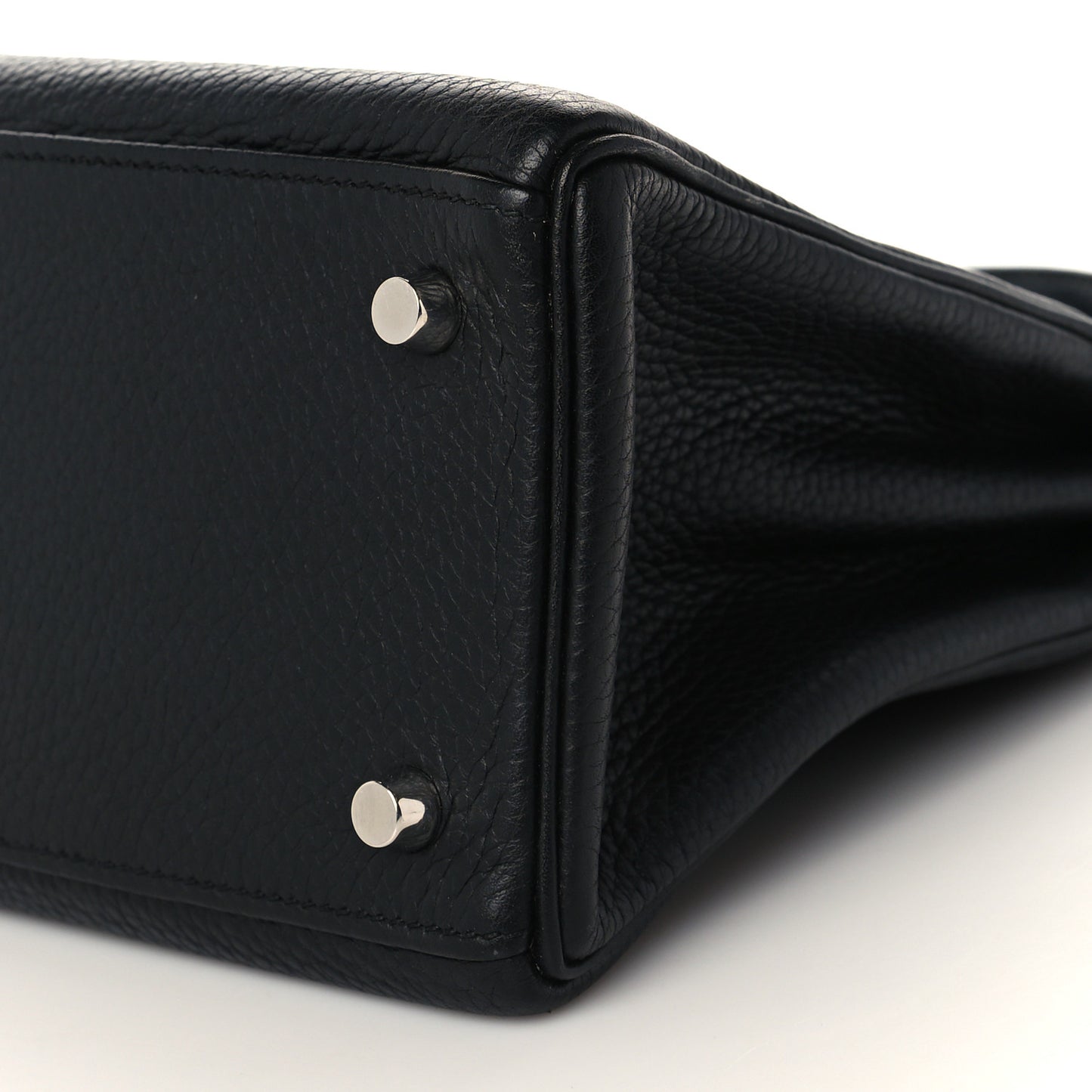 Taurillon Clemence Kelly Retourne 28 Black