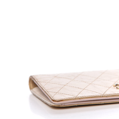 Chanel Metallic Calfskin Diamond Stitched Yen Wallet Gold 10 of 11