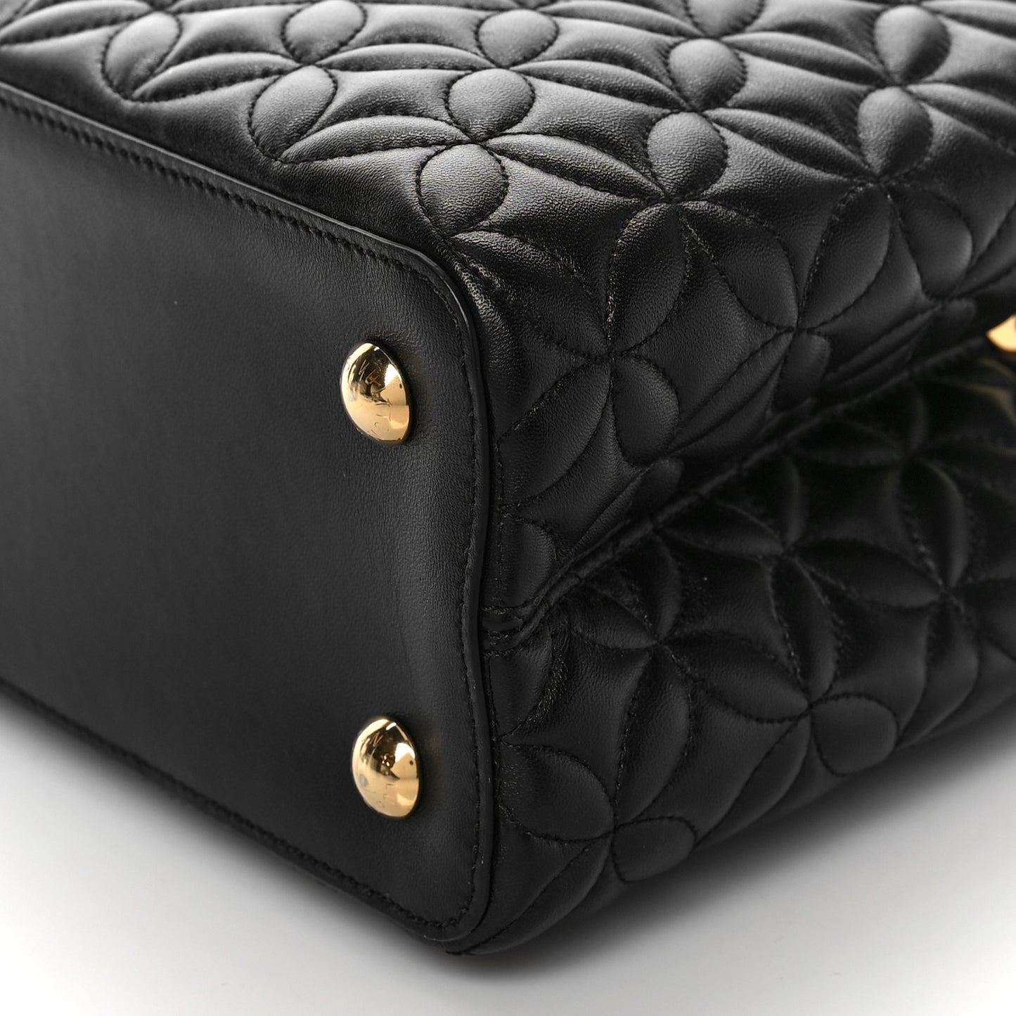 Lambskin Quilted Flower Capucines PM Black