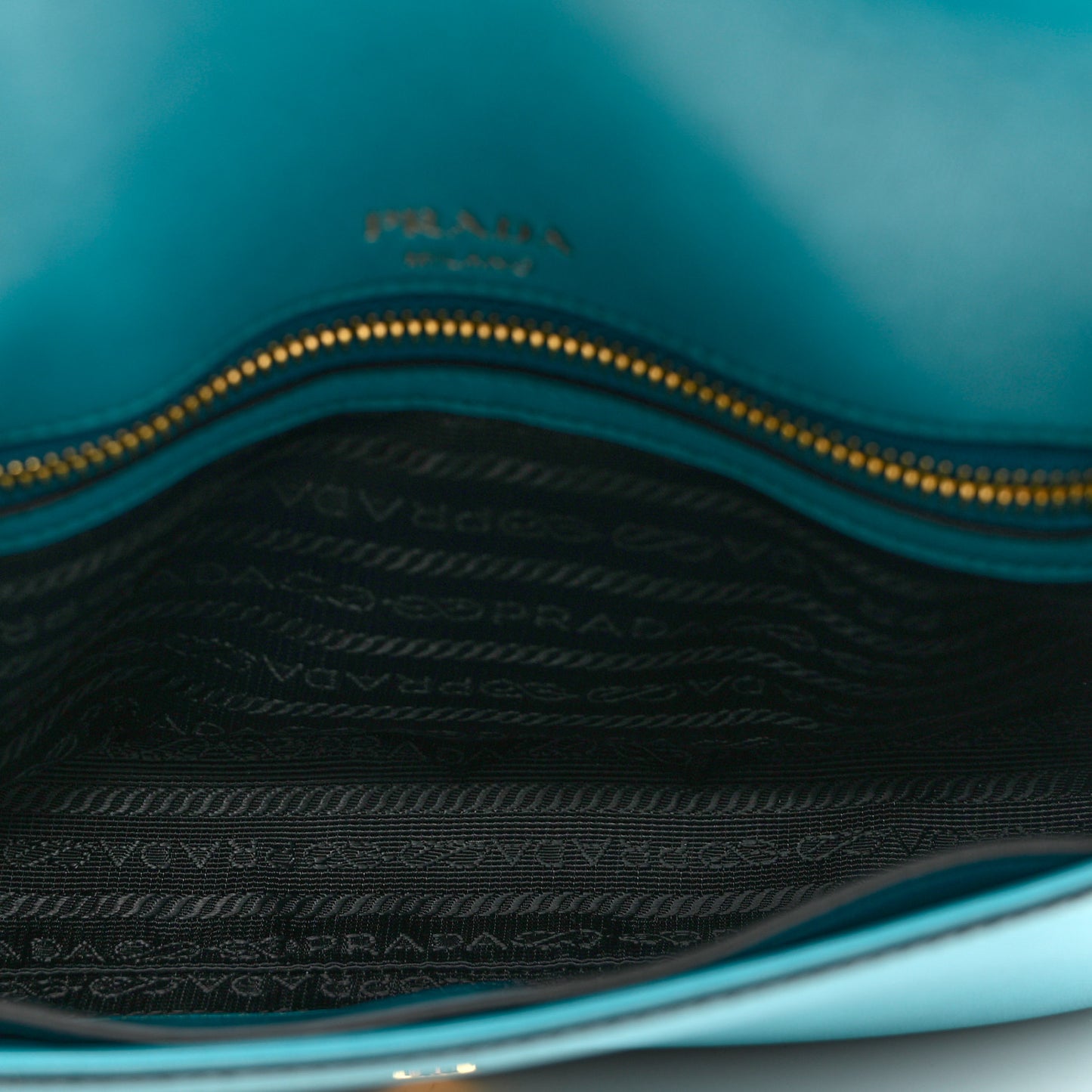 Saffiano Flap Shoulder Bag Turchese