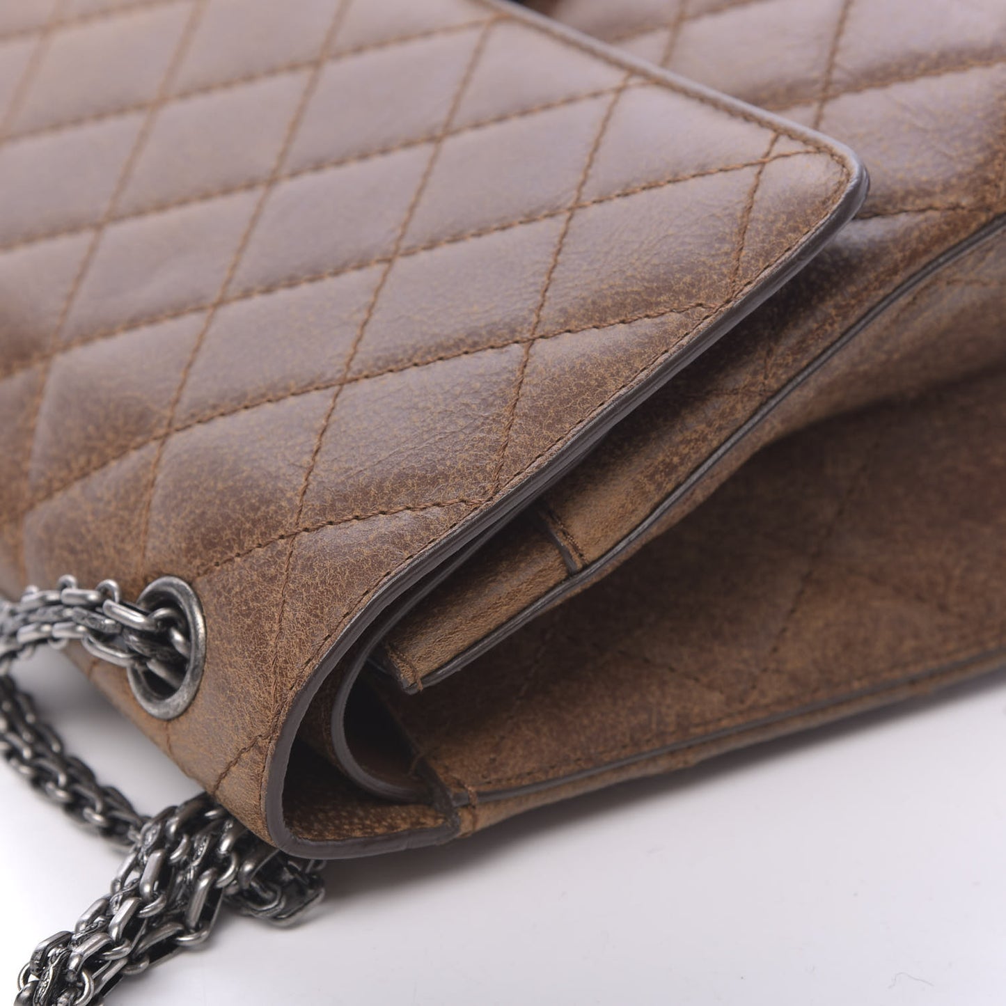 Aged Calfskin Quilted 2.55 Reissue 226 Flap Light Brown