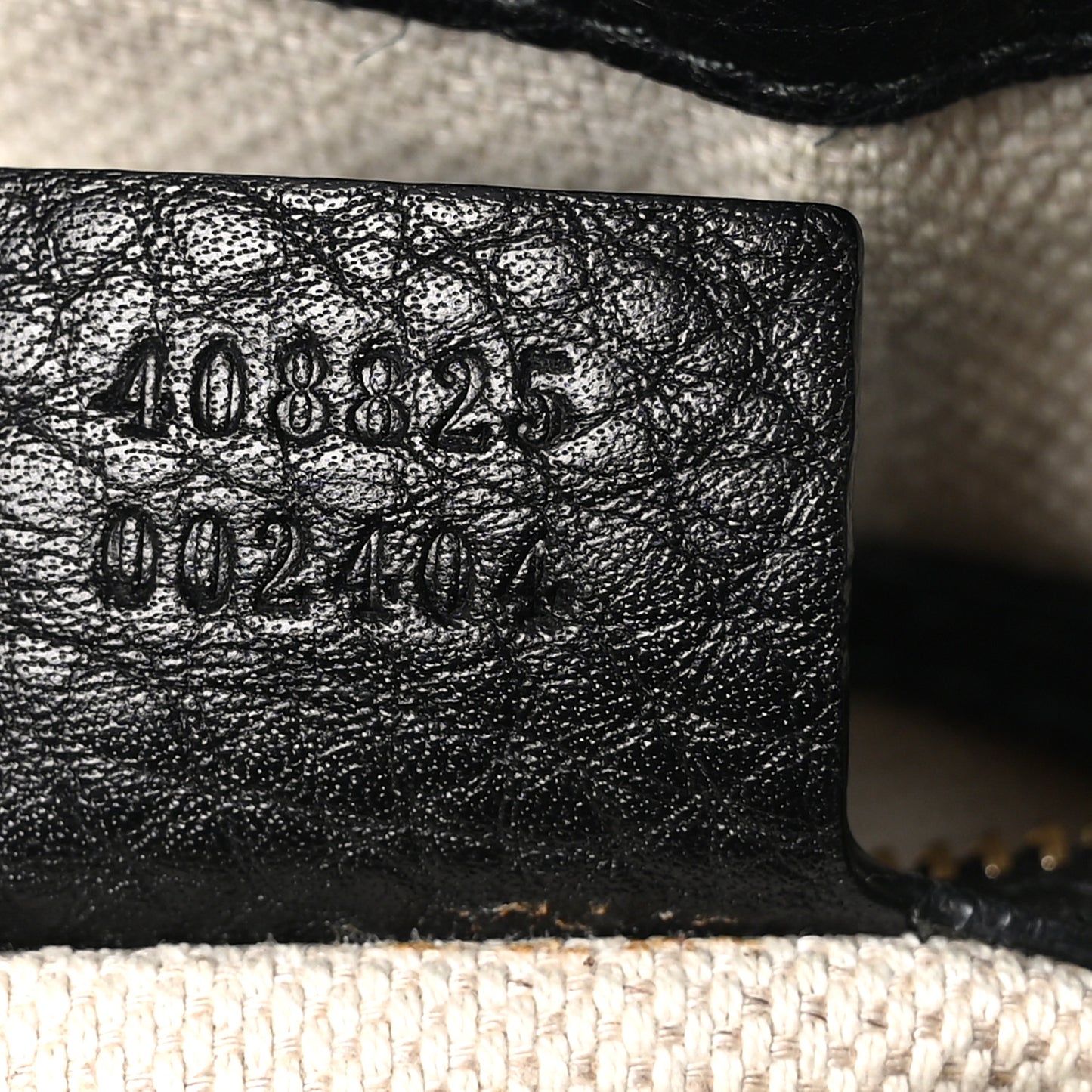Pebbled Calfskin Large Soho Hobo Black
