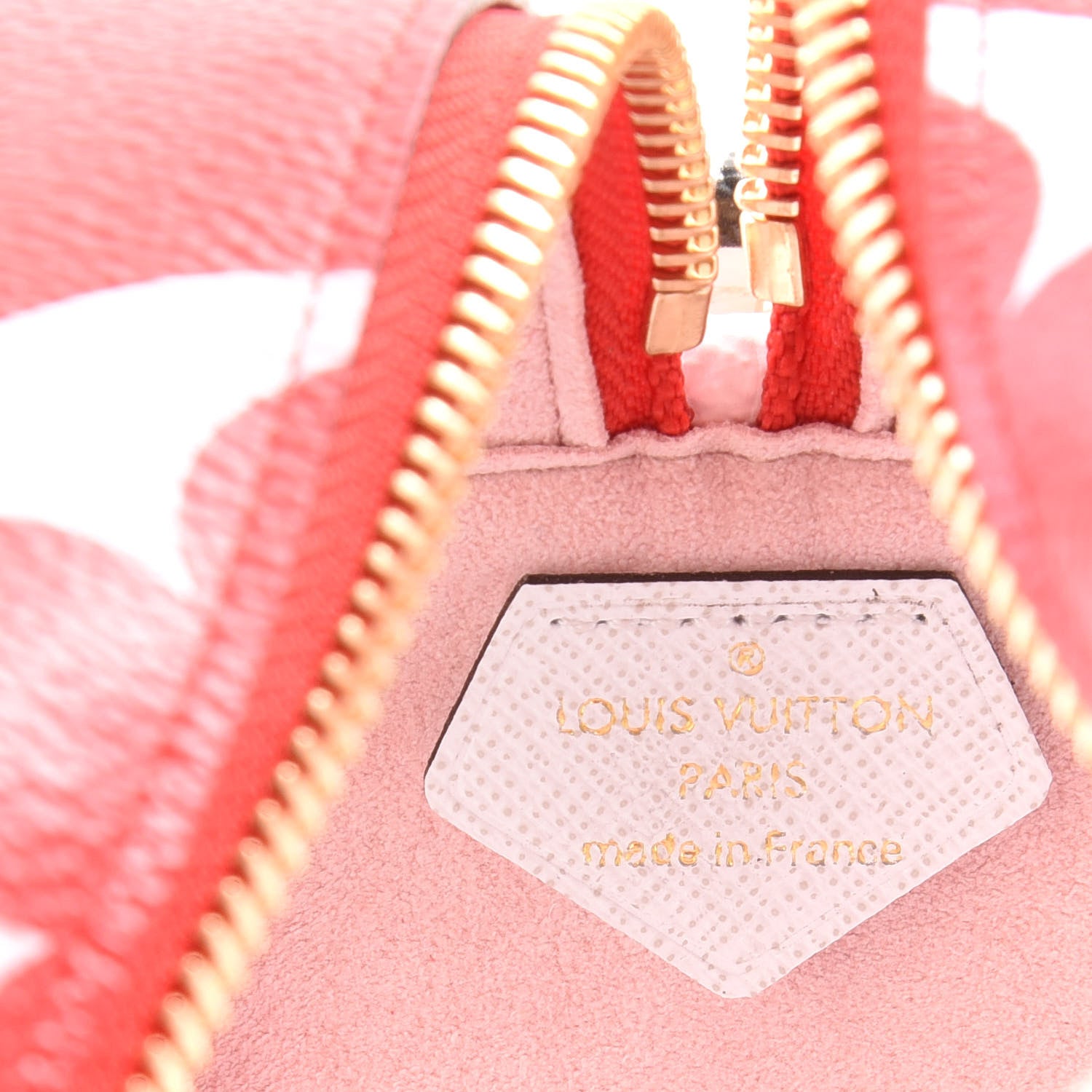 Louis Vuitton Monogram Giant Beach Pouch Rouge 9 of 11
