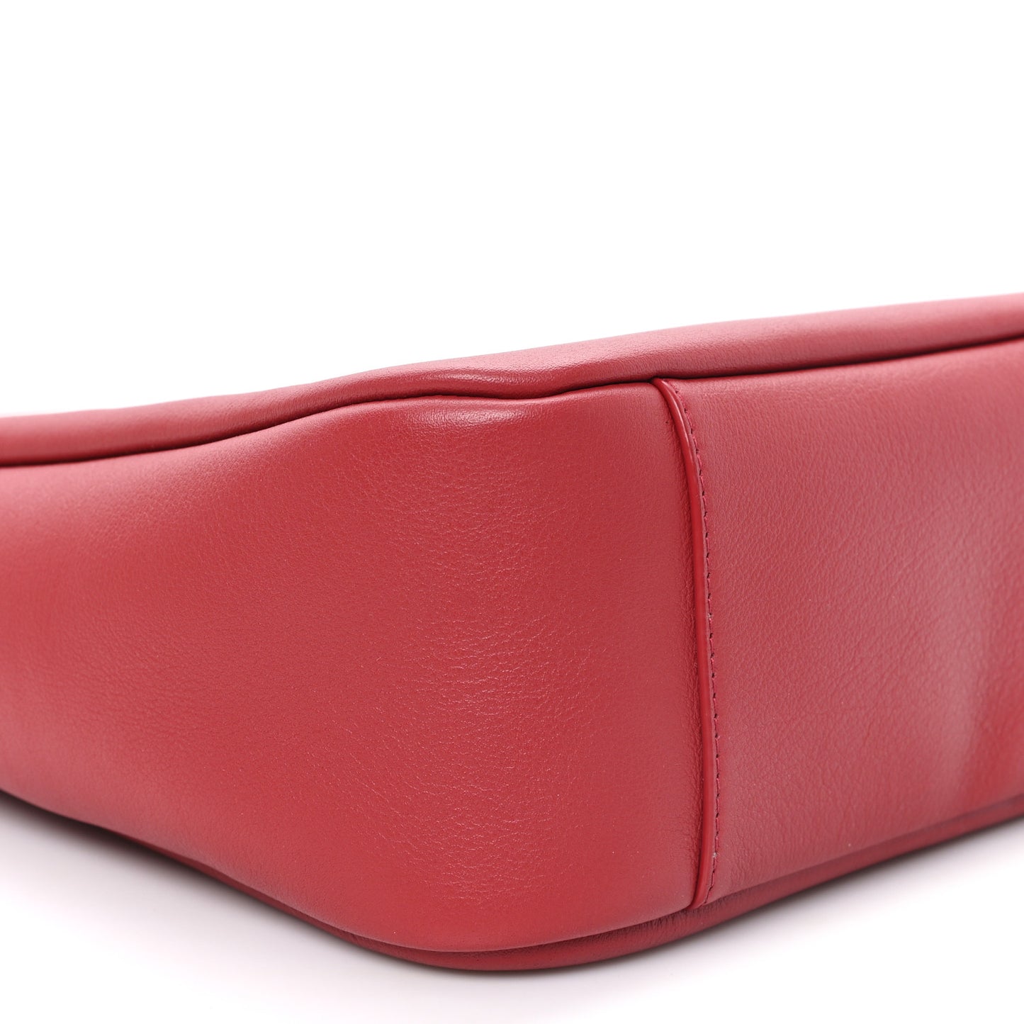 Smooth Calfskin Small Le 5 A 7 Soft Hobo Red Danger
