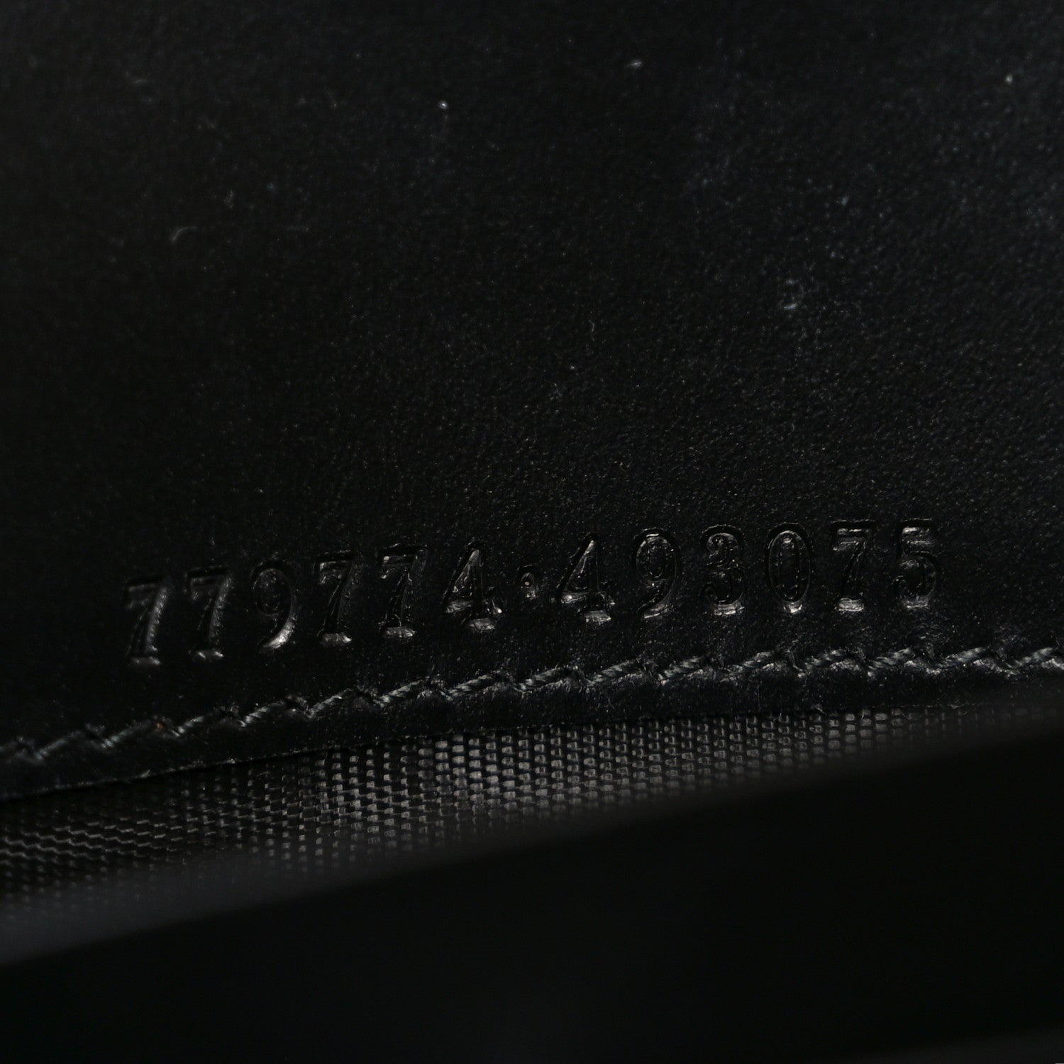 Gucci Guccissima Padlock Chain Wallet Black 12 of 20