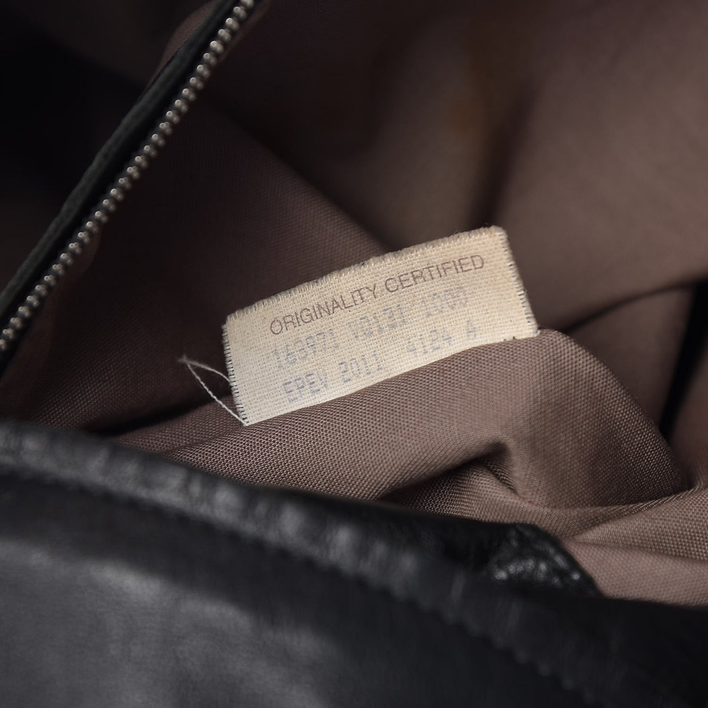 Light Calf Intrecciato Crossbody Messenger Bag Black