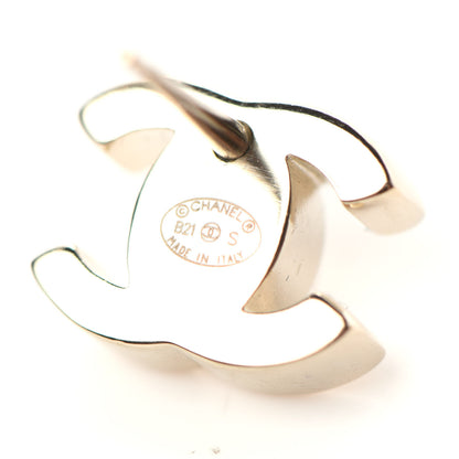 Chanel Metal CC Turnlock Earrings Gold 4 of 4