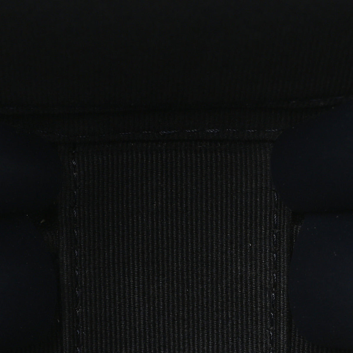 Lambskin Quilted Pillow Crush Round Clutch With Chain Navy Blue