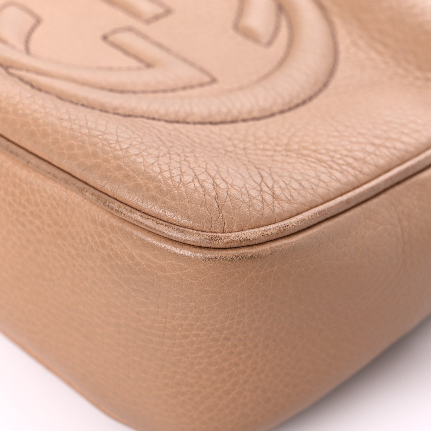 Gucci Pebbled Calfskin Small Soho Disco Bag Camelia 10 of 27