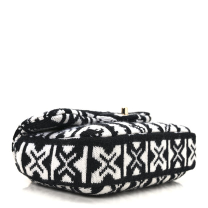 Chanel Cashmere Knit Coco Neige Flap Black White 4 of 10