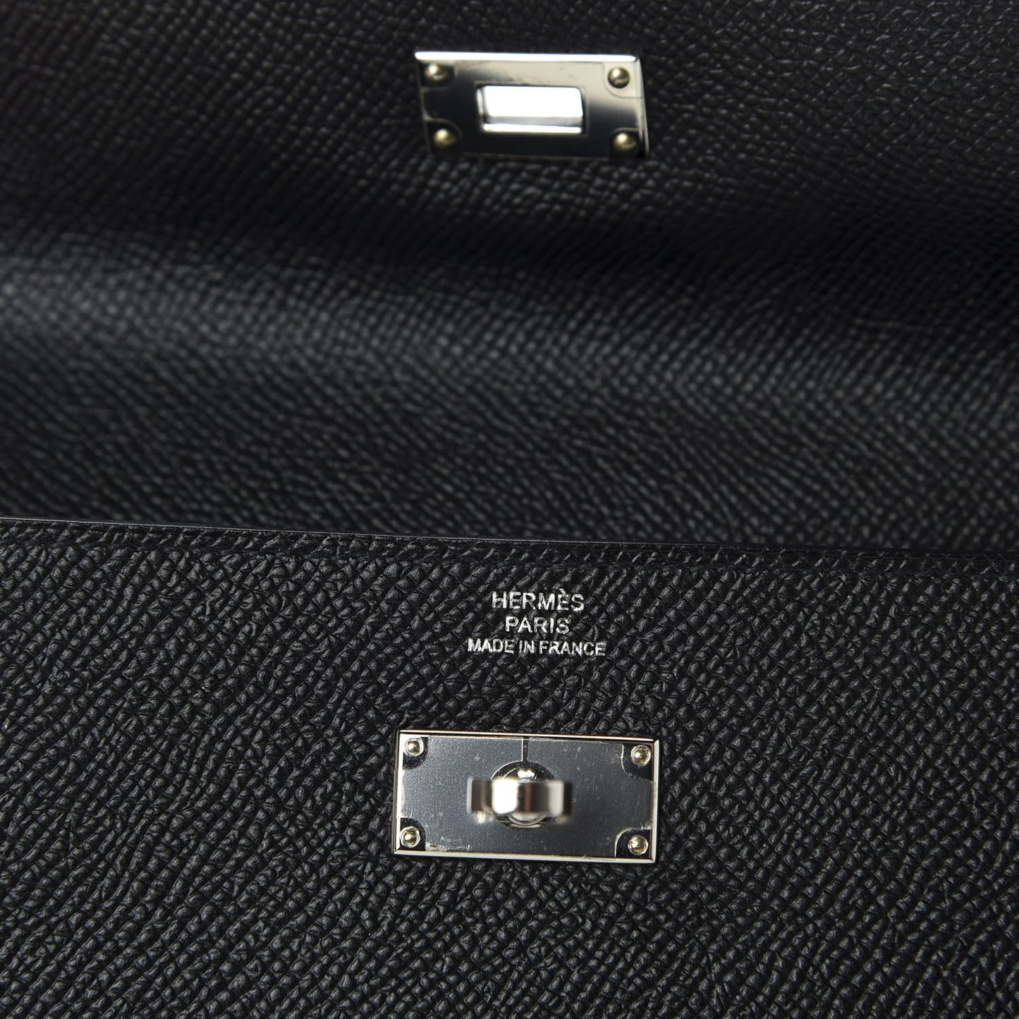 Epsom Kelly Longue Wallet Black